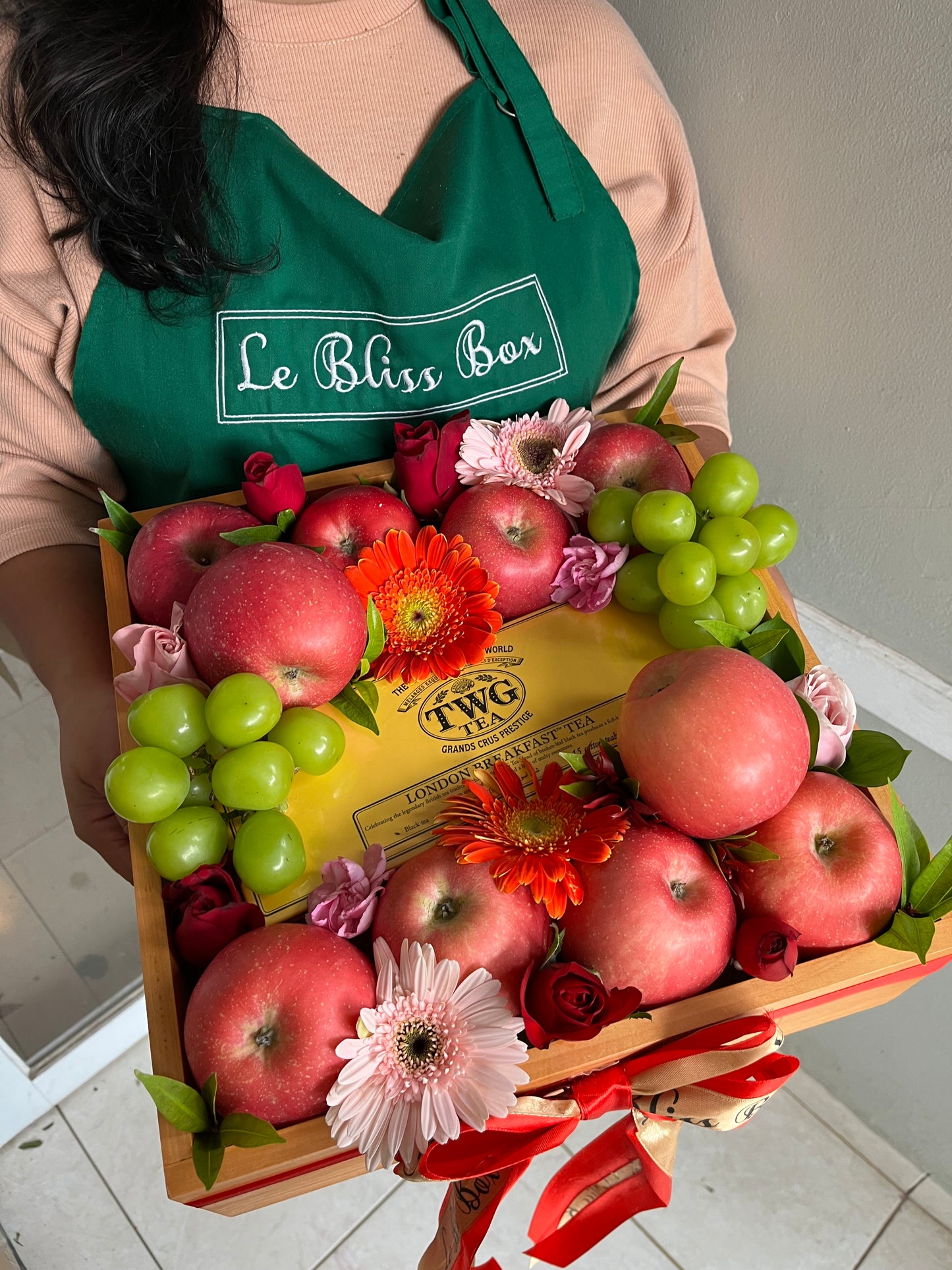 Elegant TWG Tea wooden fruit hamper with premium imported fruits, ideal for delivery in Jakarta, Bintaro, and Tangerang by Le Bliss 
