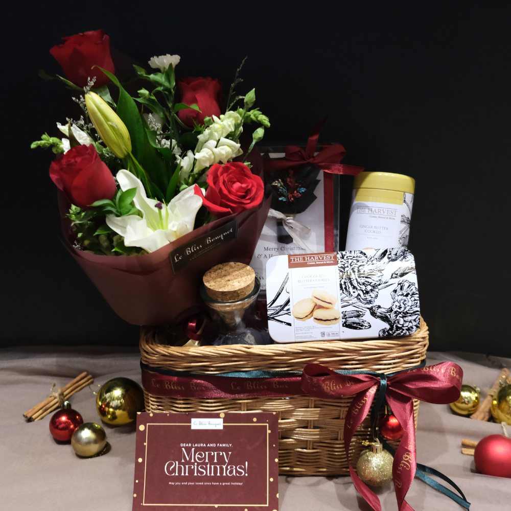 Festive Rattan Christmas Hamper Jakarta dari Le Bliss Bouquet dengan desain elegan dan isi premium. Parcel Natal terbaik untuk pengiriman di Jakarta