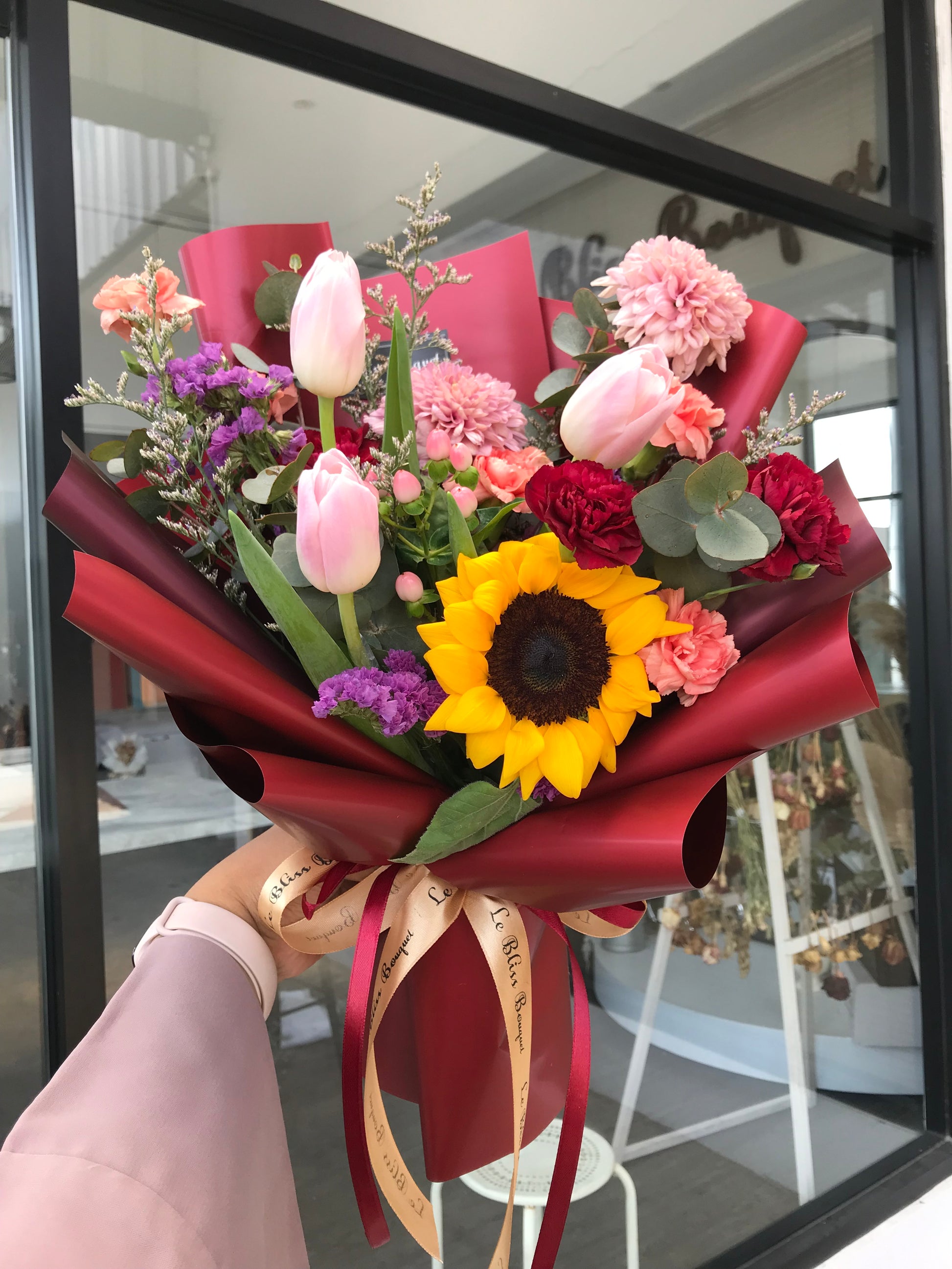 Florist surabaya Le Bliss Bouquet - Tulip &  Sunflower flower bouquet delivery 
