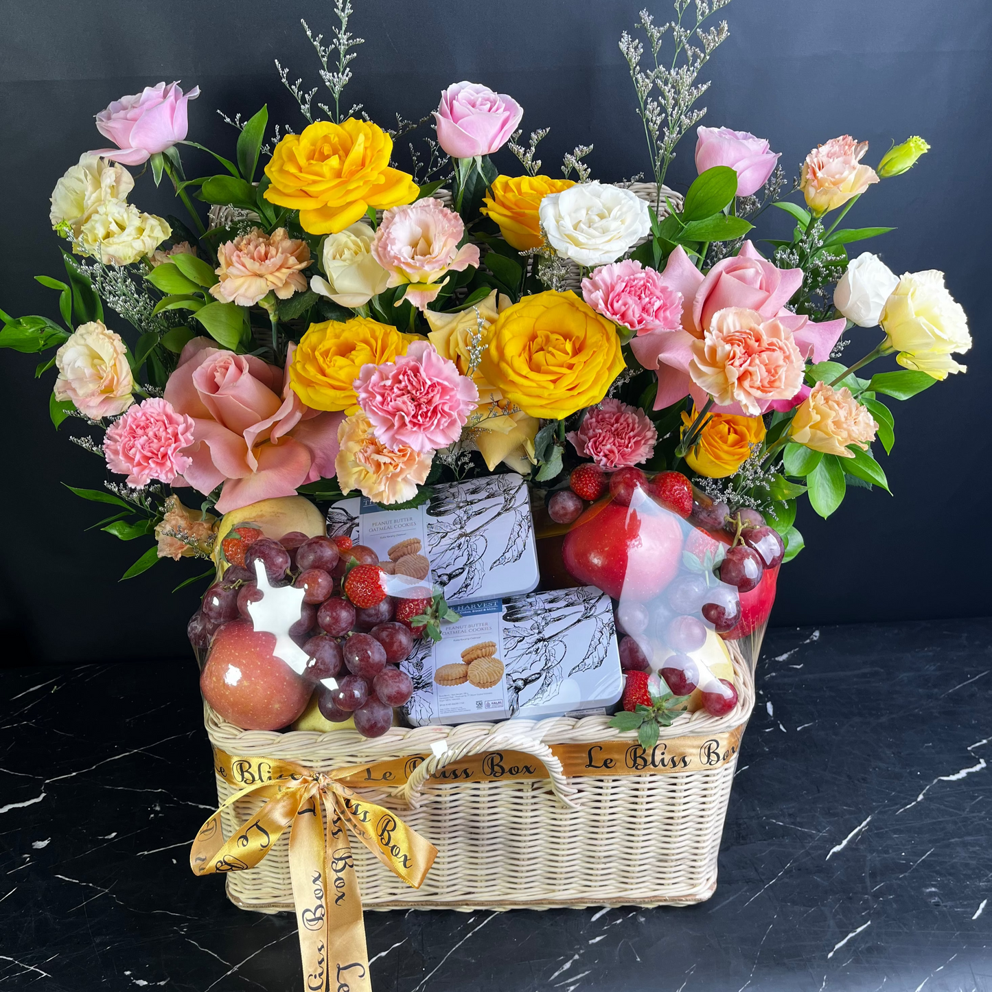 Grand fruit parcel with harvest cookies by le bliss box. premium parcel buah bunga surabaya, jakarta, cirebon