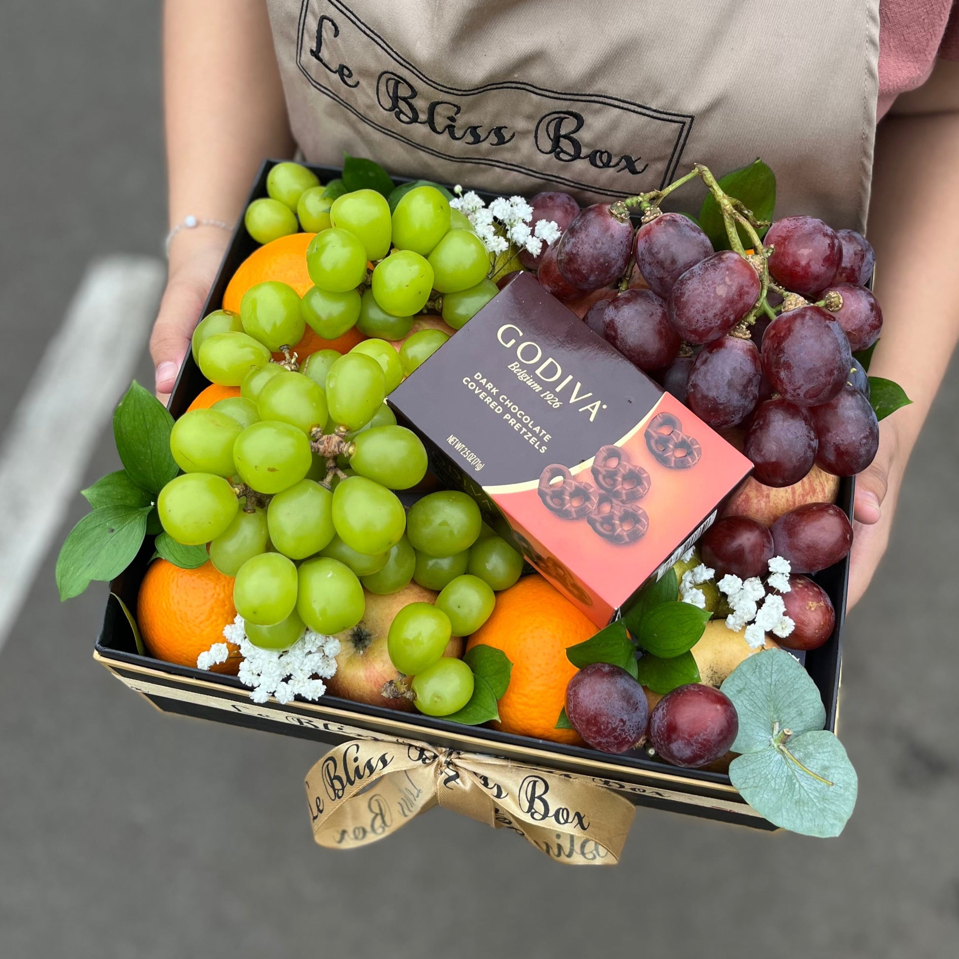 Godiva fruit hamper Jakarta by le bliss box