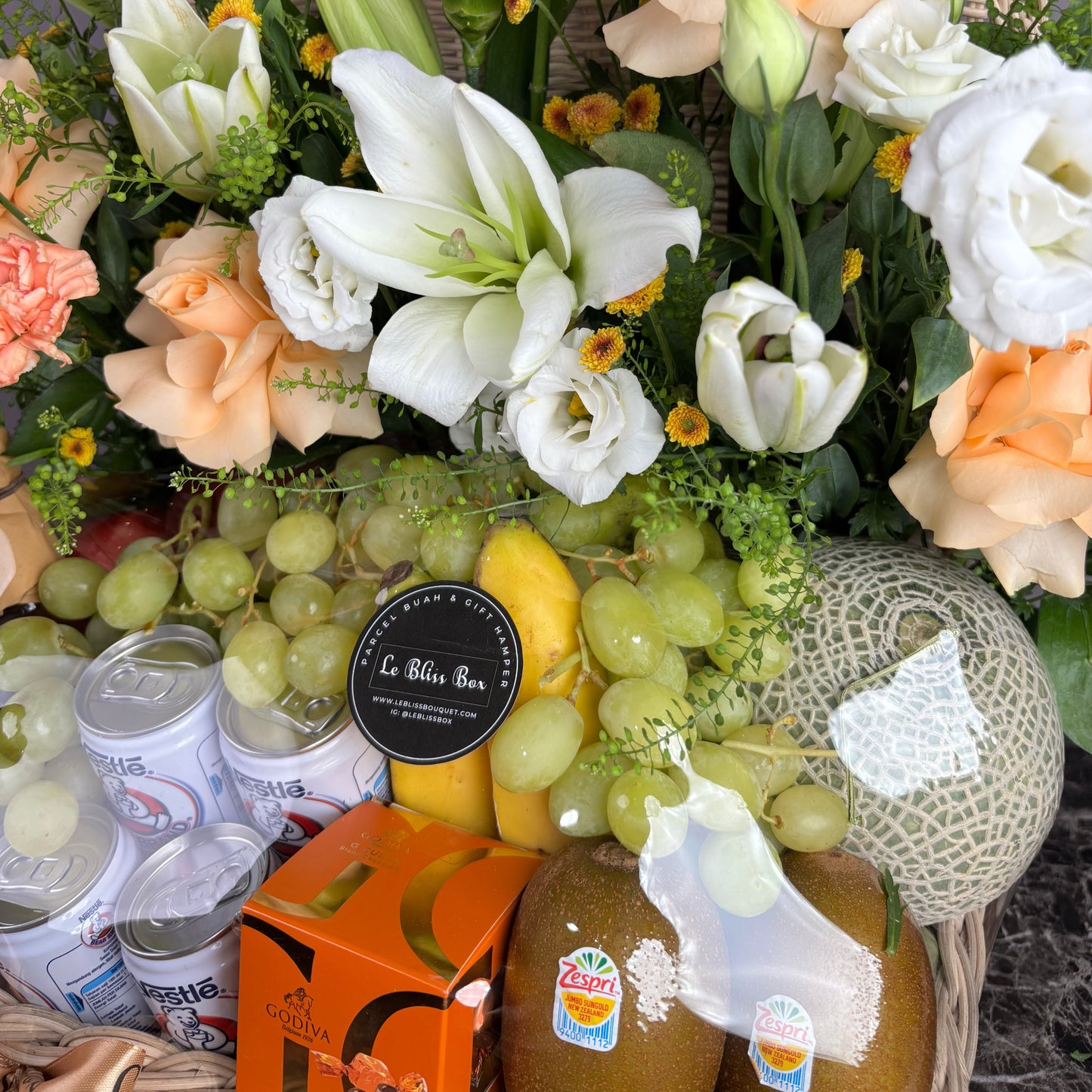 Grand Healthy Fruit Parcel