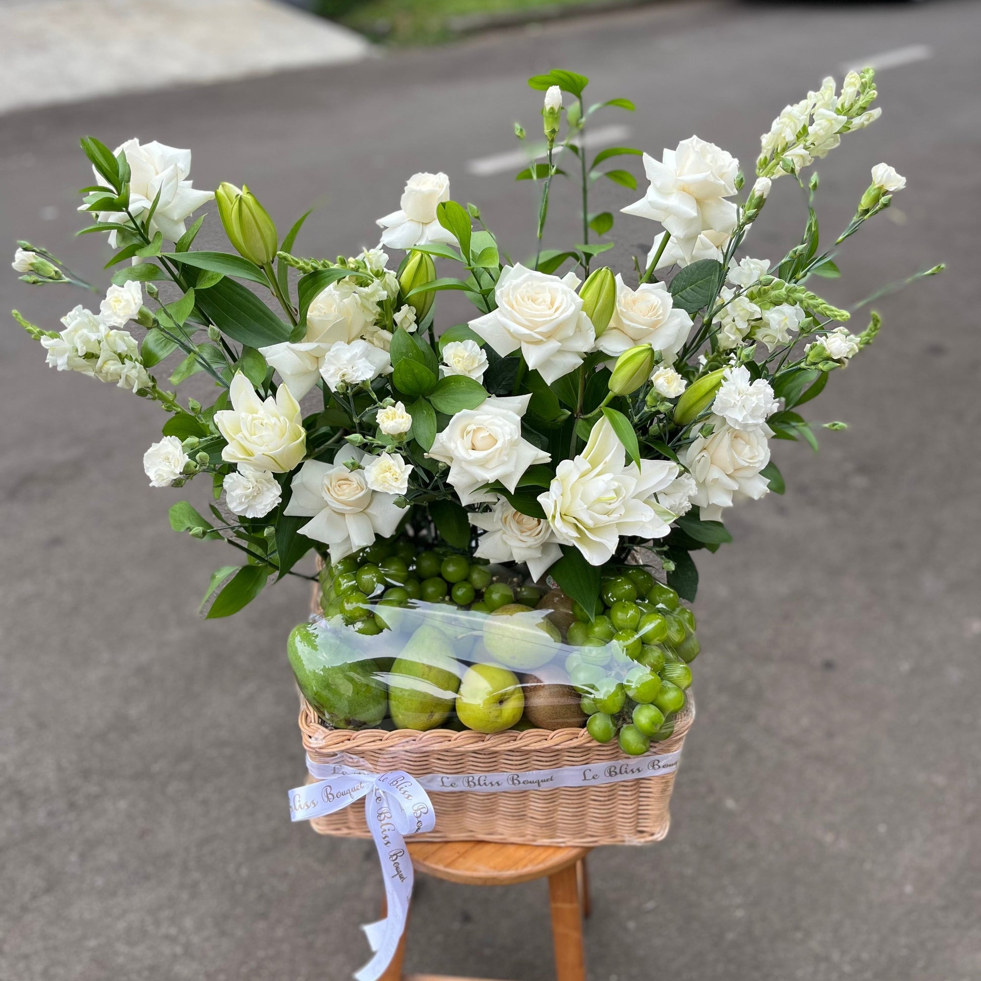 Mango Green Grand Fruit Parcel – Parcel Buah Premium Harum Manis & Buah Segar untuk Surabaya, Jakarta, Tangerang, Cirebon
