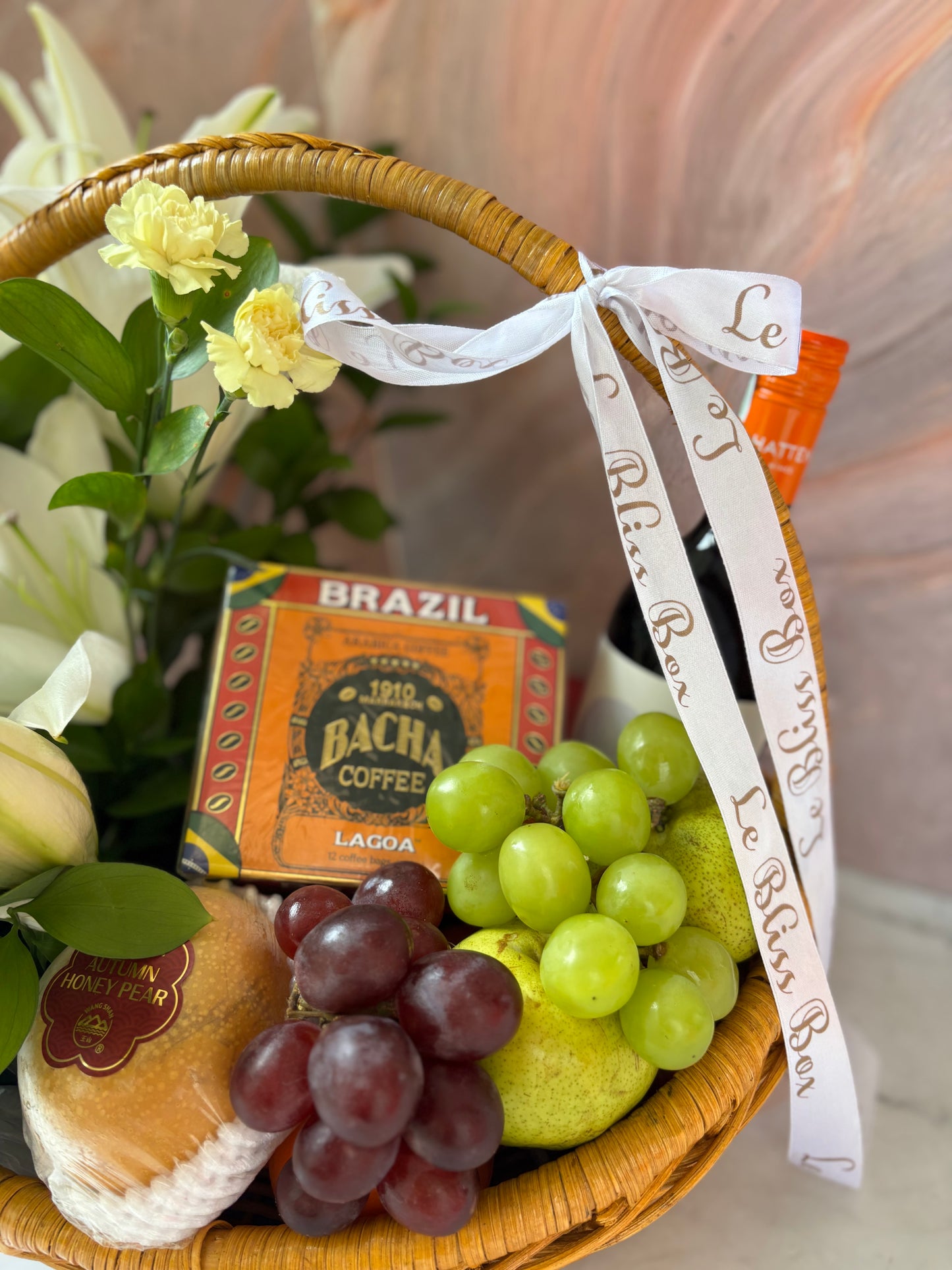 Bacha Lily Wine Hamper