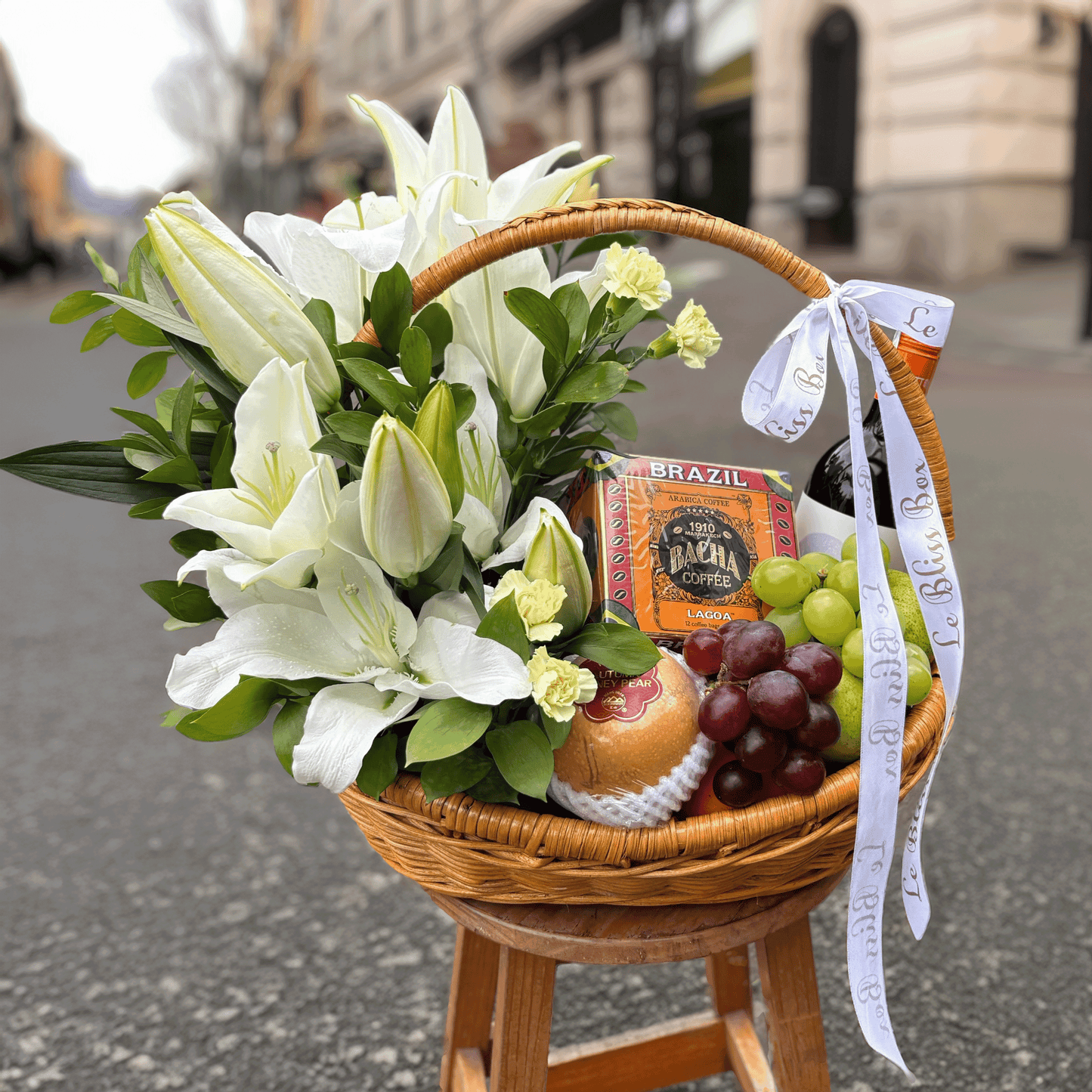 Bacha Lily Wine Hamper