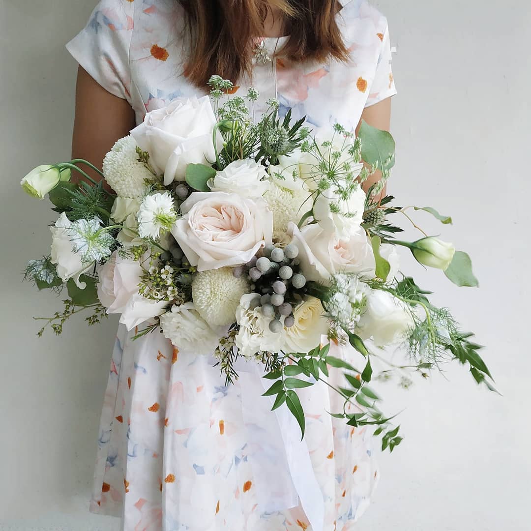 White Ohara Avalanche Bridal Bouquet