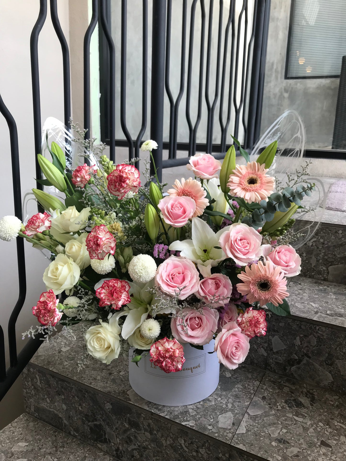 fresh premium flowers consist of pink roses, white roses, carnation, lily by le bliss bouquet. florist surabaya, flower delivery surabaya, toko bunga surabaya