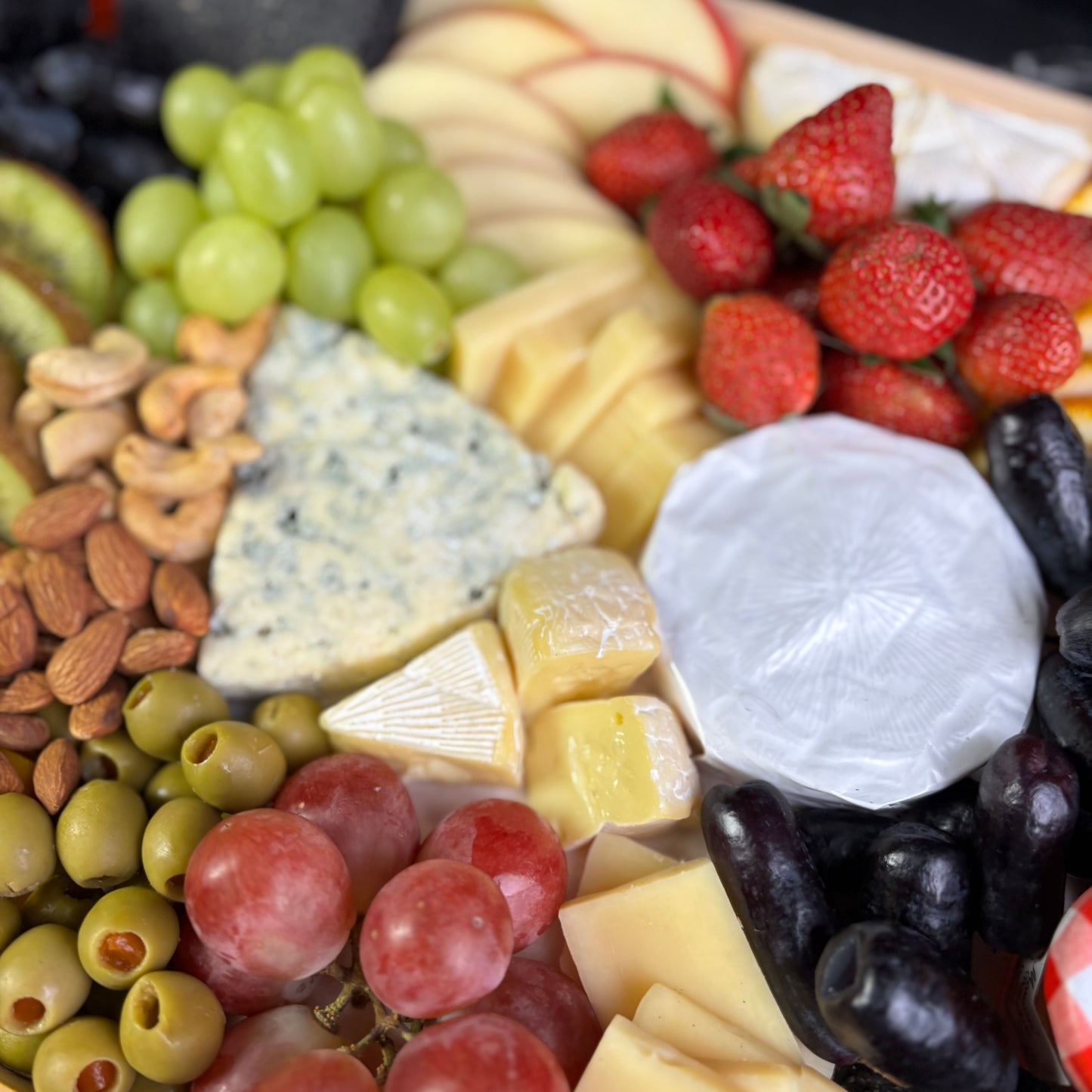 Blue Cheese Platter Wheat Cracker