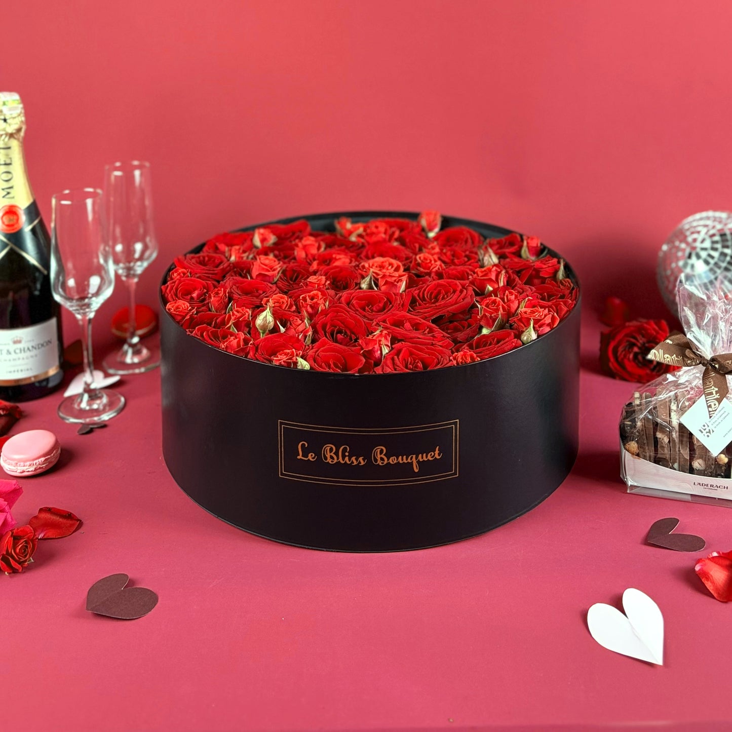 Red Roses Round Box Classic Red Rose Round Box – Valentine’s Day Gift Jakarta | Surabaya ...