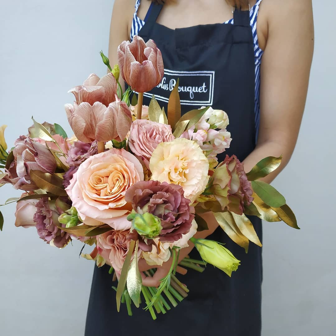 Cappuccino Shimmer Gold Bridal Bouquet Jakarta