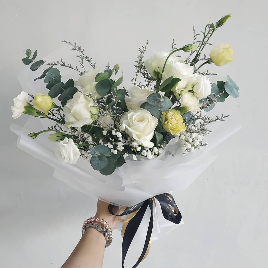 Garden White Lisianthus Bouquet