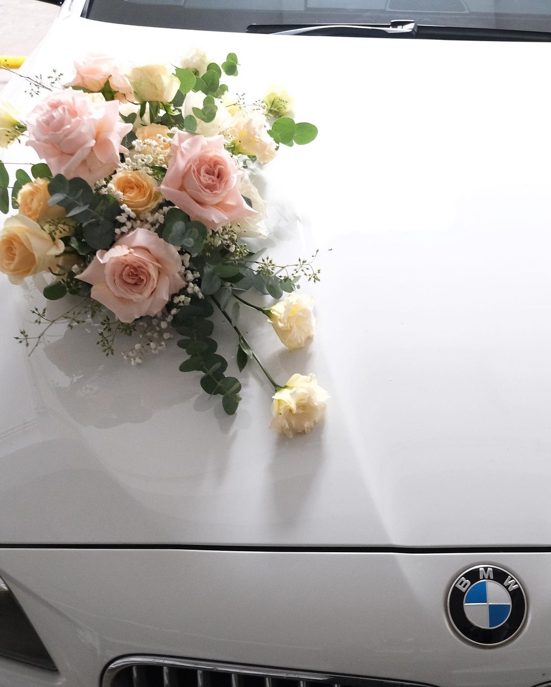 Wedding Car Flower Decor