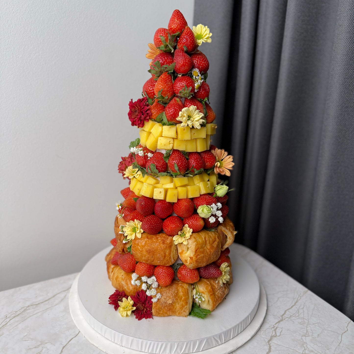 Strawberry & Pastry Cake