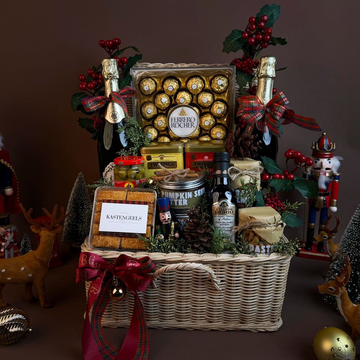 Sparkling Celebration Gourmet Hamper