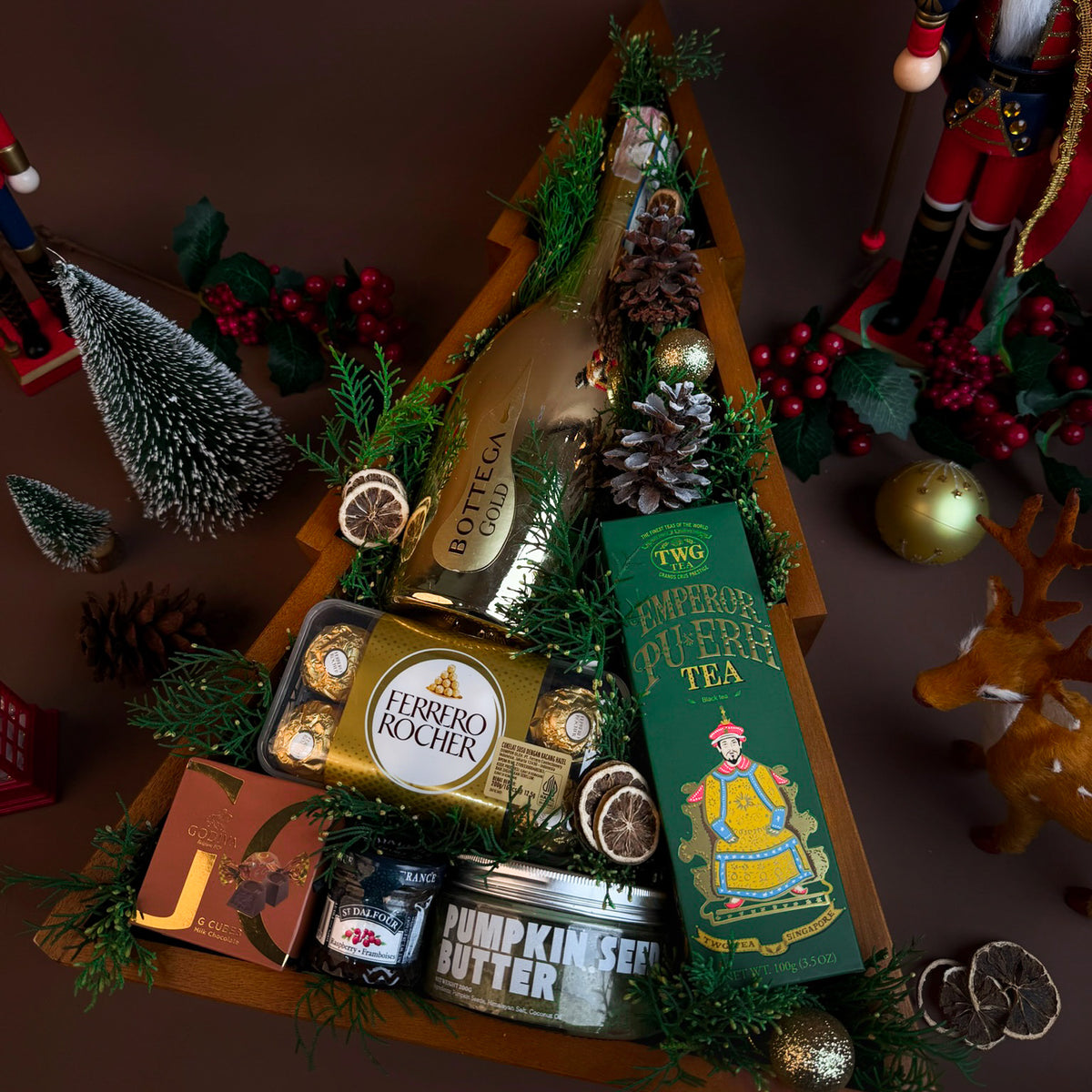 Bottega & Tea Xmas Tree
