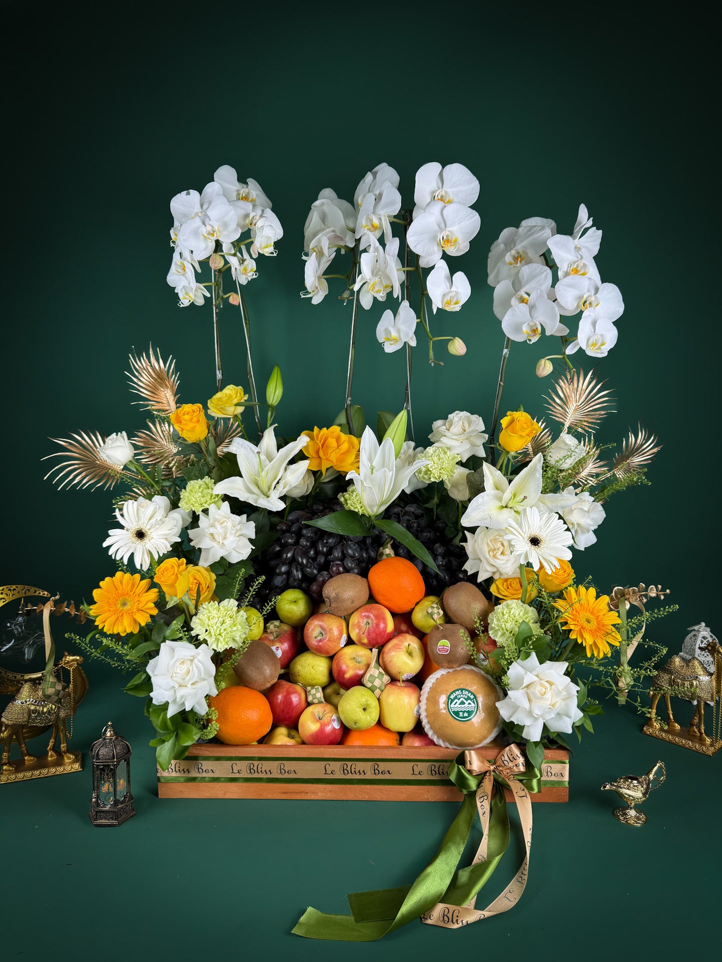 Eid Majestic Grand Fruit Parcel