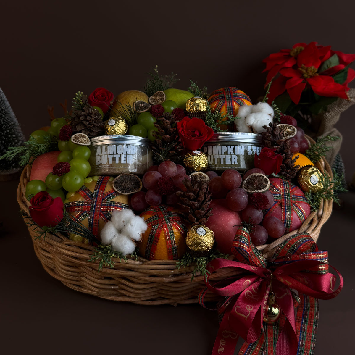 Xmas Fruit Nut Rattan Hamper