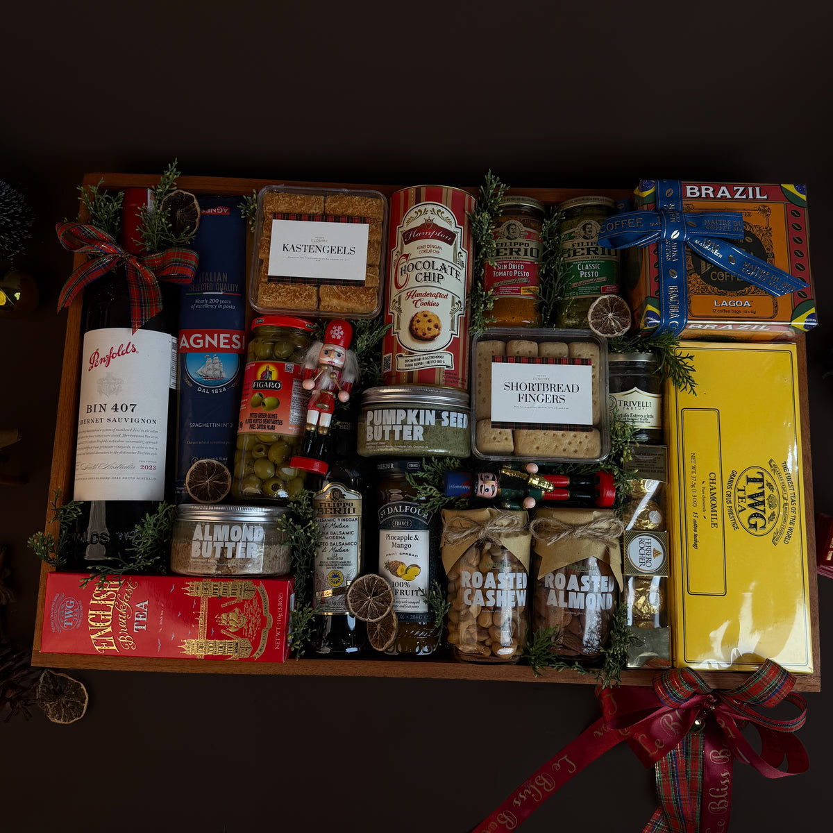 Red Wine Majestic Flat Gourmet Hamper