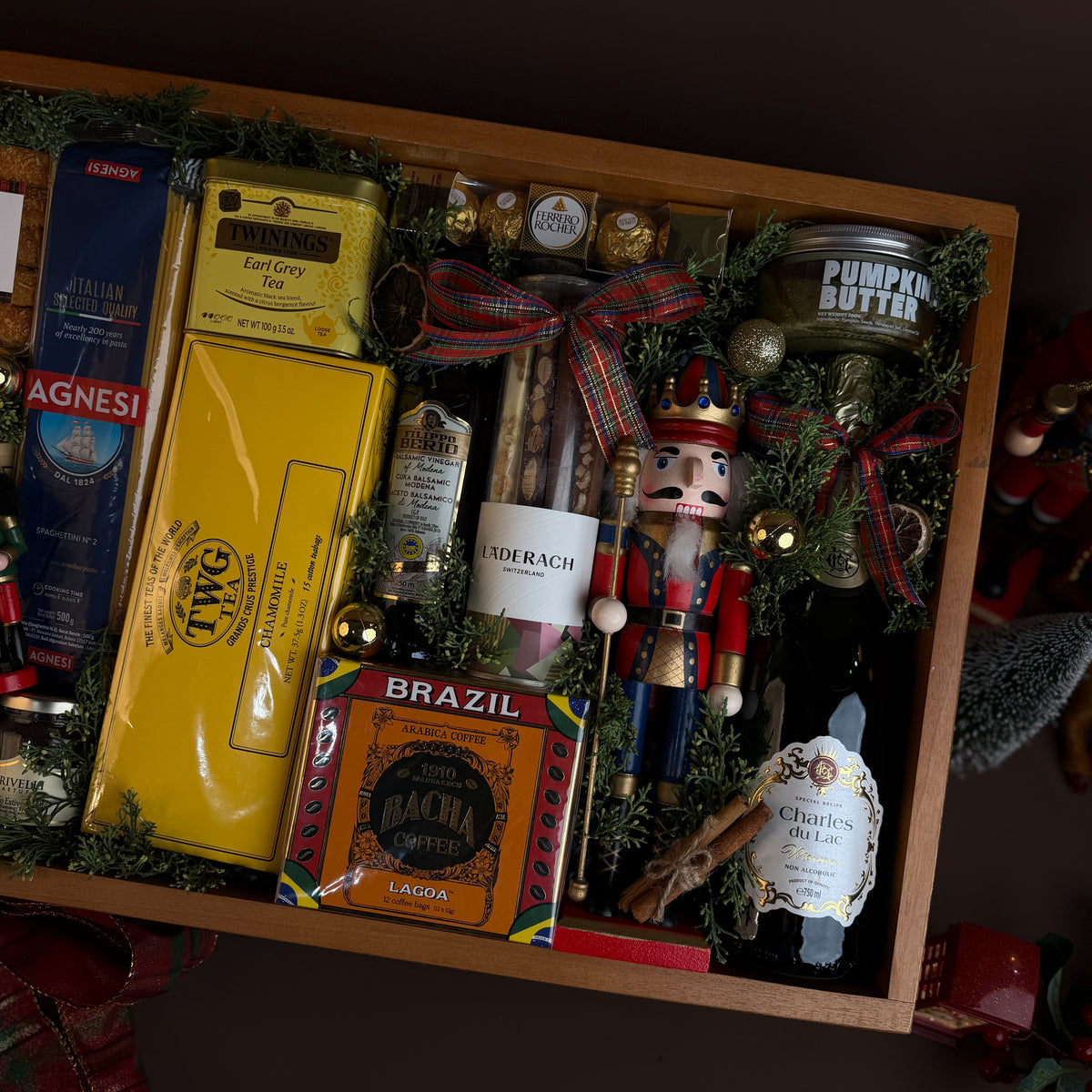 Charles Du Lac Imperial Flat Gourmet Hamper
