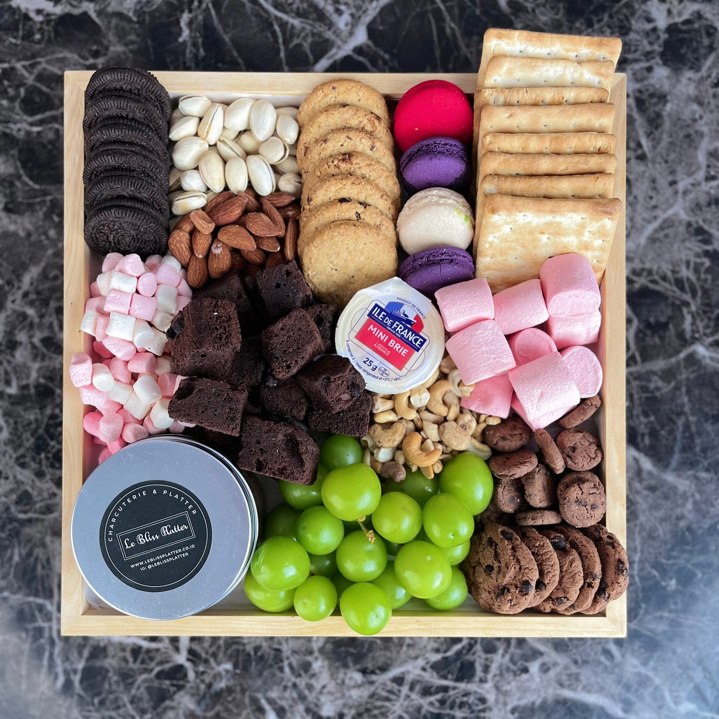 Small Sweet Grazing Platter