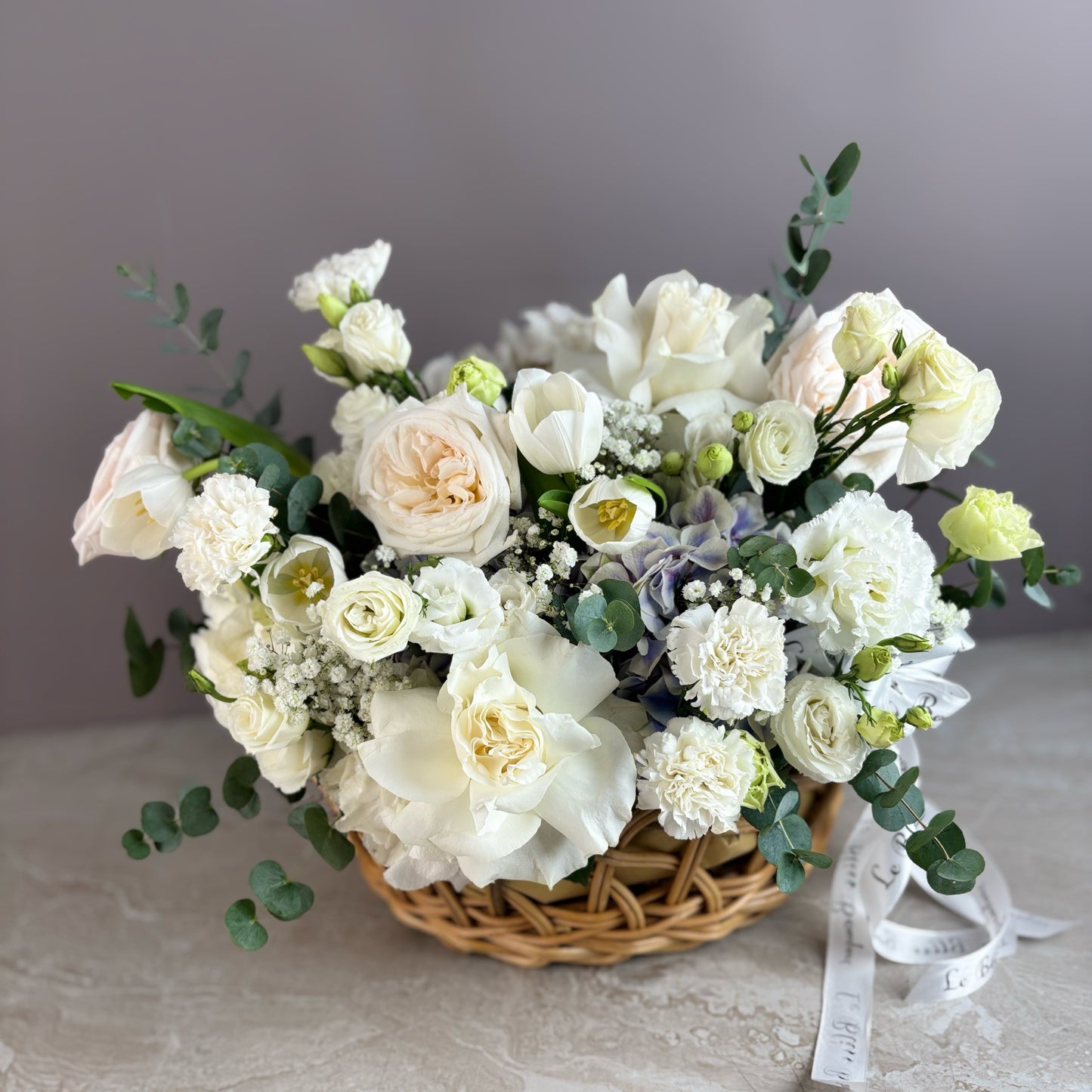 White Snow Garden Basket