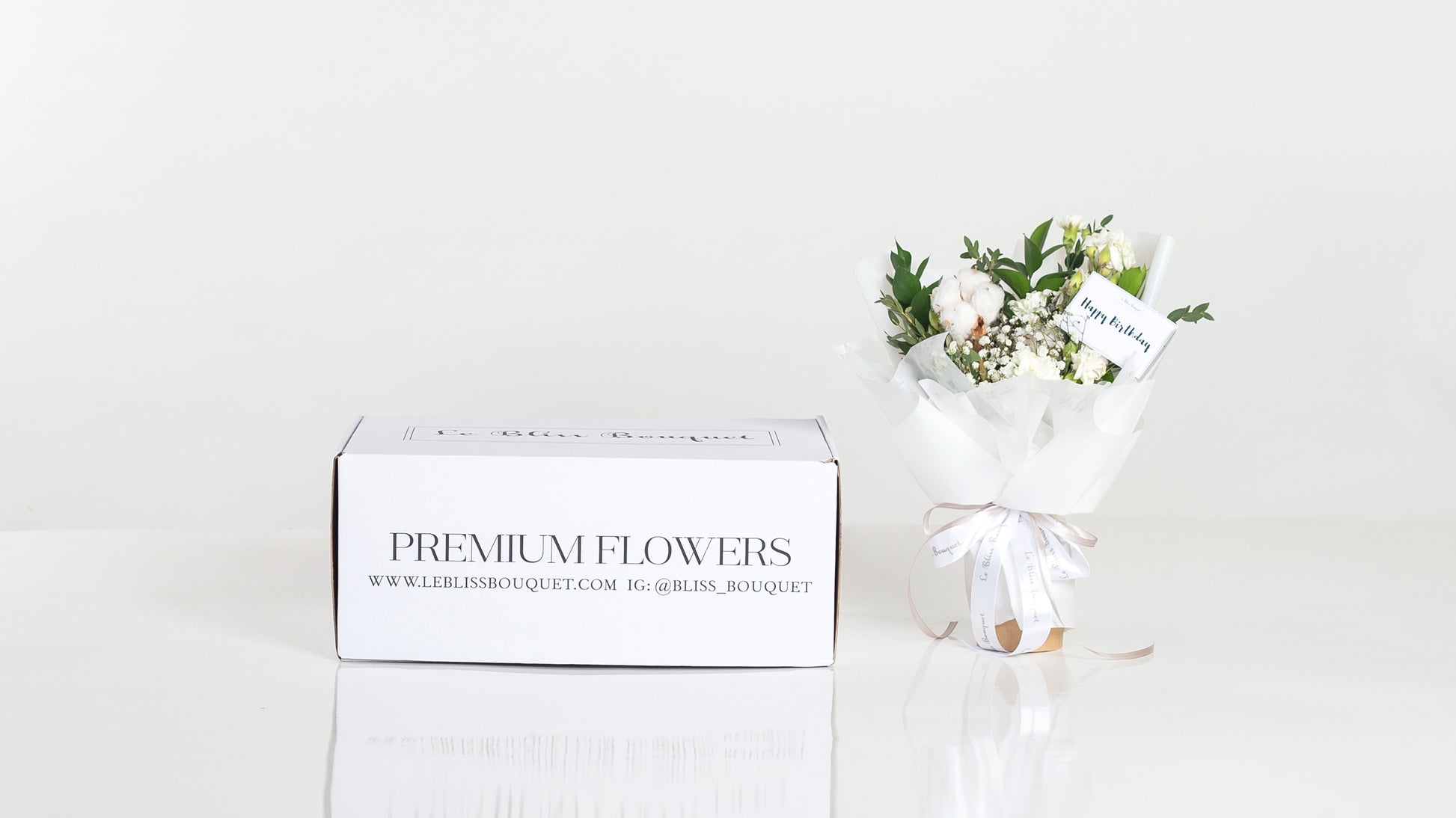 Smallie Nationwide White Cotton Bouquet - Le Bliss Bouquet
