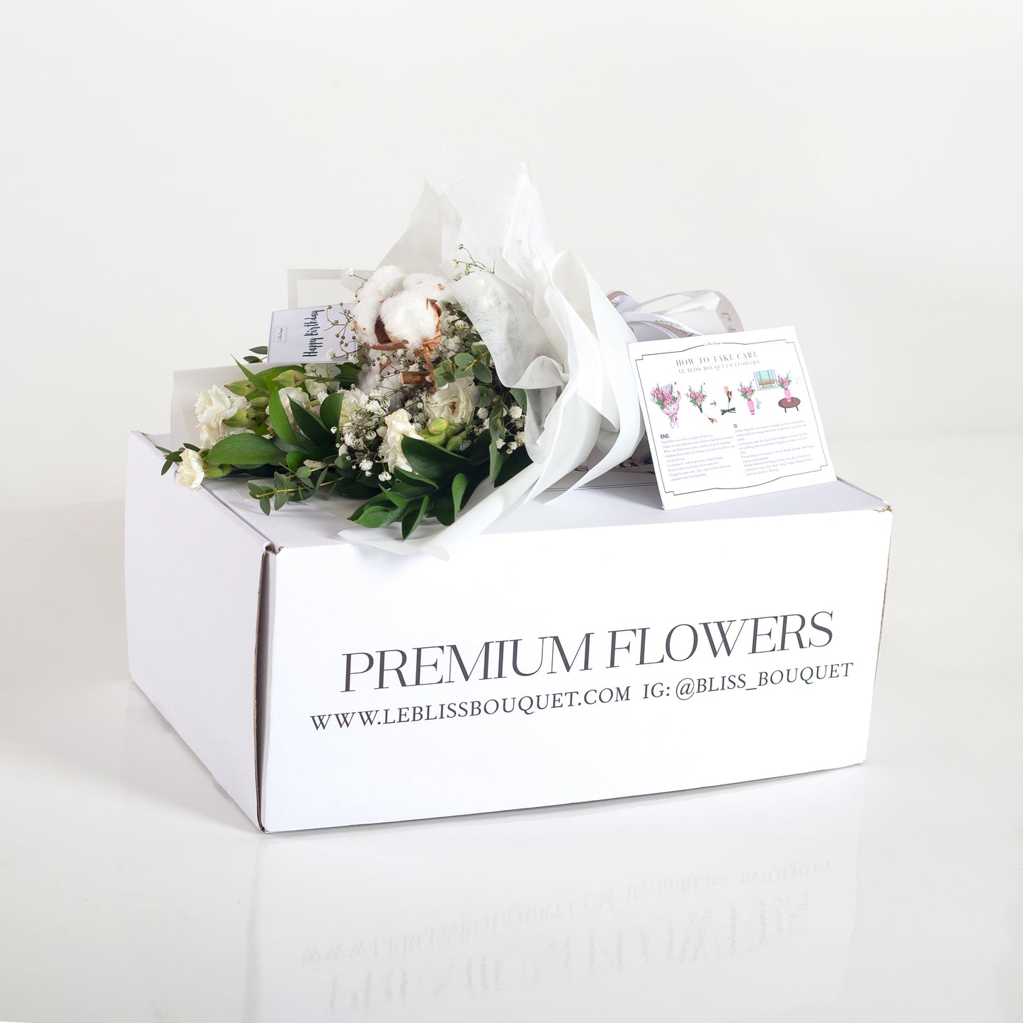 Smallie Nationwide White Cotton Bouquet - Le Bliss Bouquet