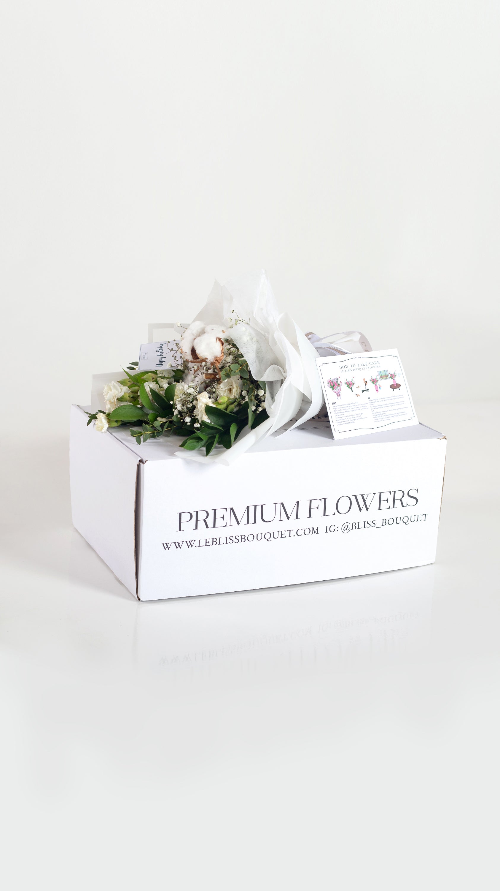 Smallie Nationwide White Cotton Bouquet - Le Bliss Bouquet