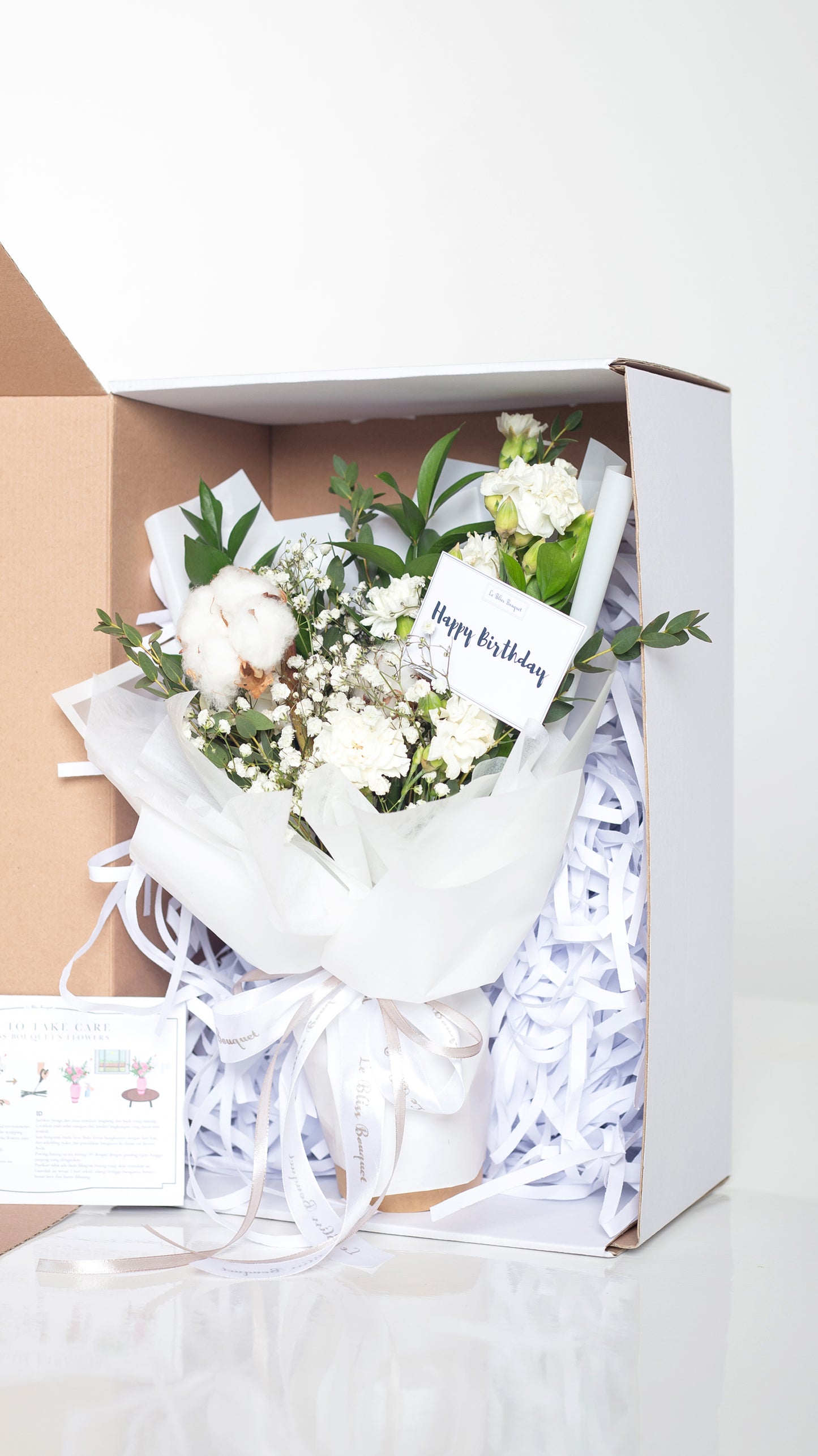Smallie Nationwide White Cotton Bouquet - Le Bliss Bouquet