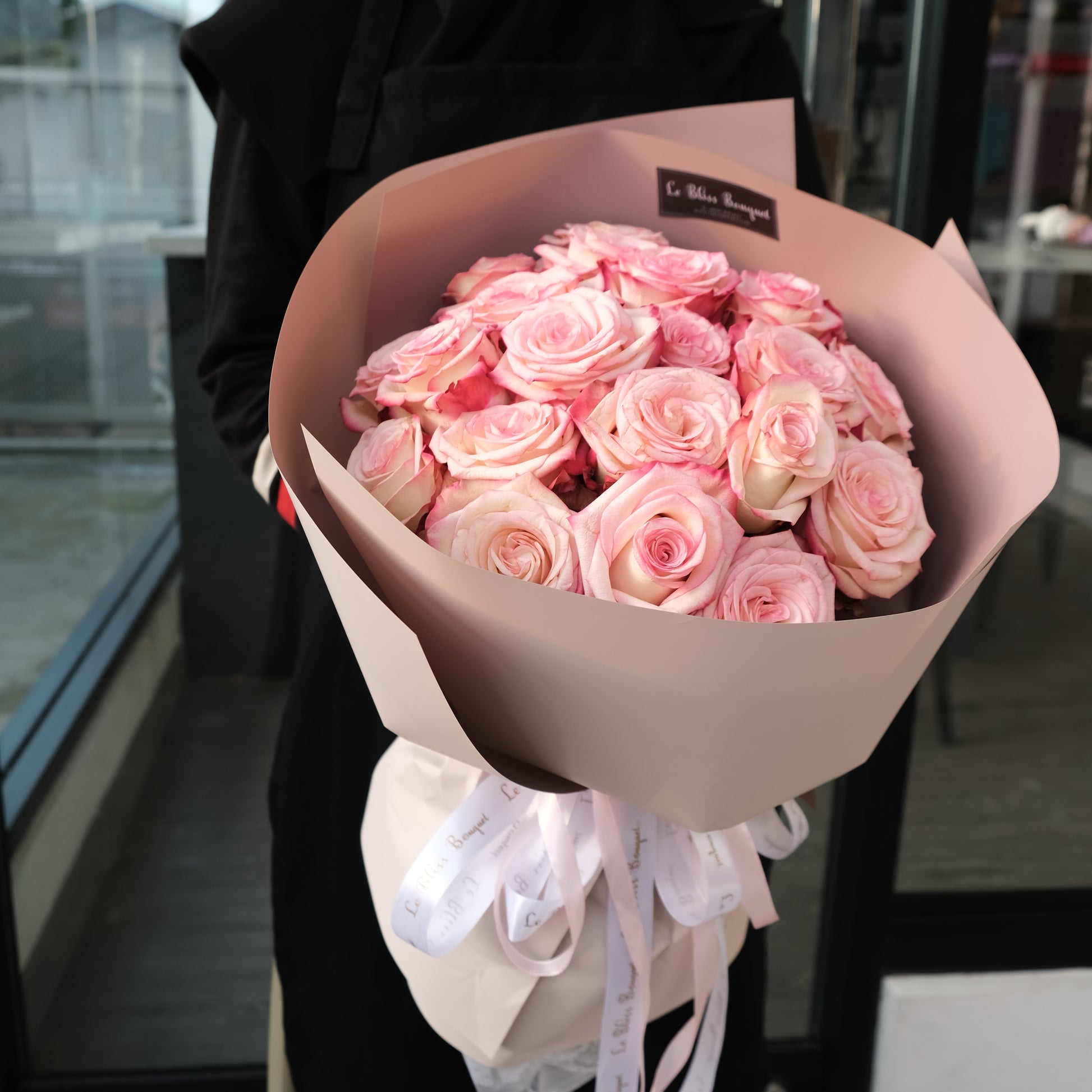 Paloma rose bouquet by le bliss bouquet jakarta florist