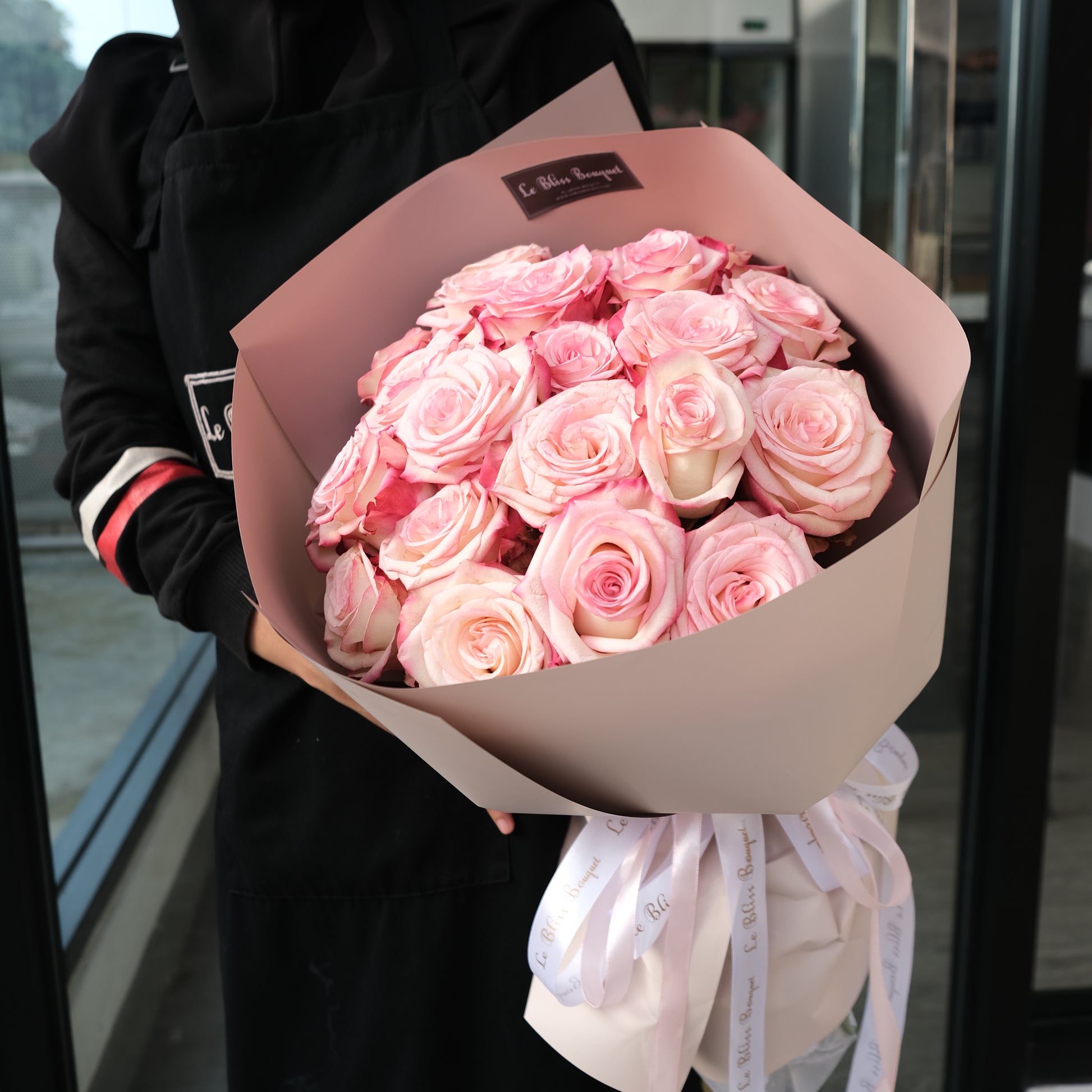 Paloma rose bouquet by le bliss bouquet jakarta indonesia florist