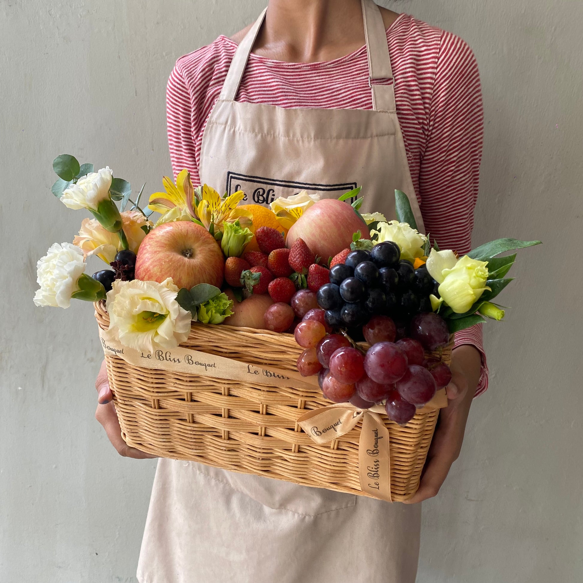 Premium fruit hamper delivery Surabaya – Le Bliss Box parcel buah, hamper buah