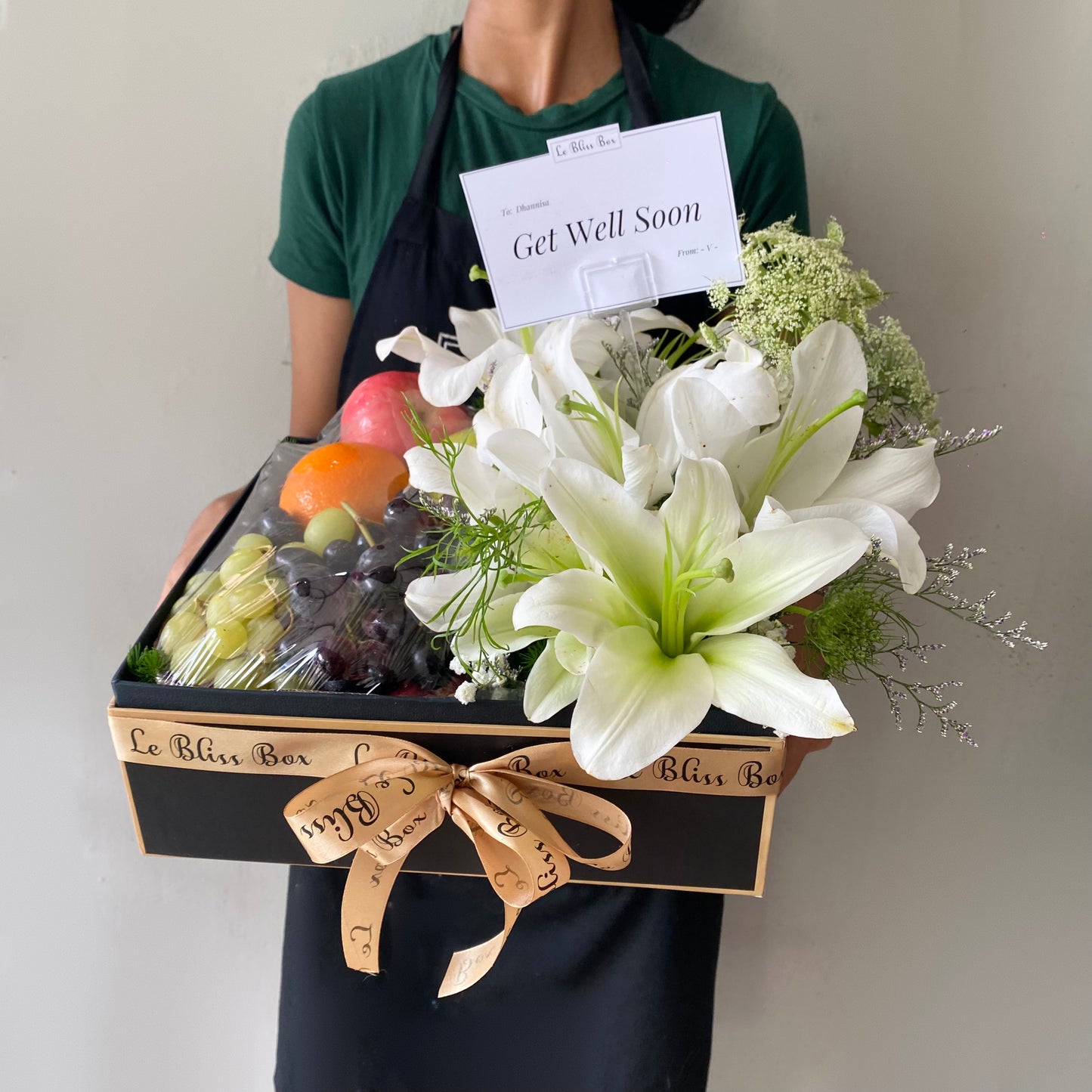Parcel Buah Jakarta - Fruit Hamper Bintaro dan Jakarta | Toko Parcel Buah Mewah by Le Bliss Box - Hadiah Buah Segar dan Eksklusif untuk Semua Acara. Parcel buah Surabaya untuk hadiah dan corporate gift