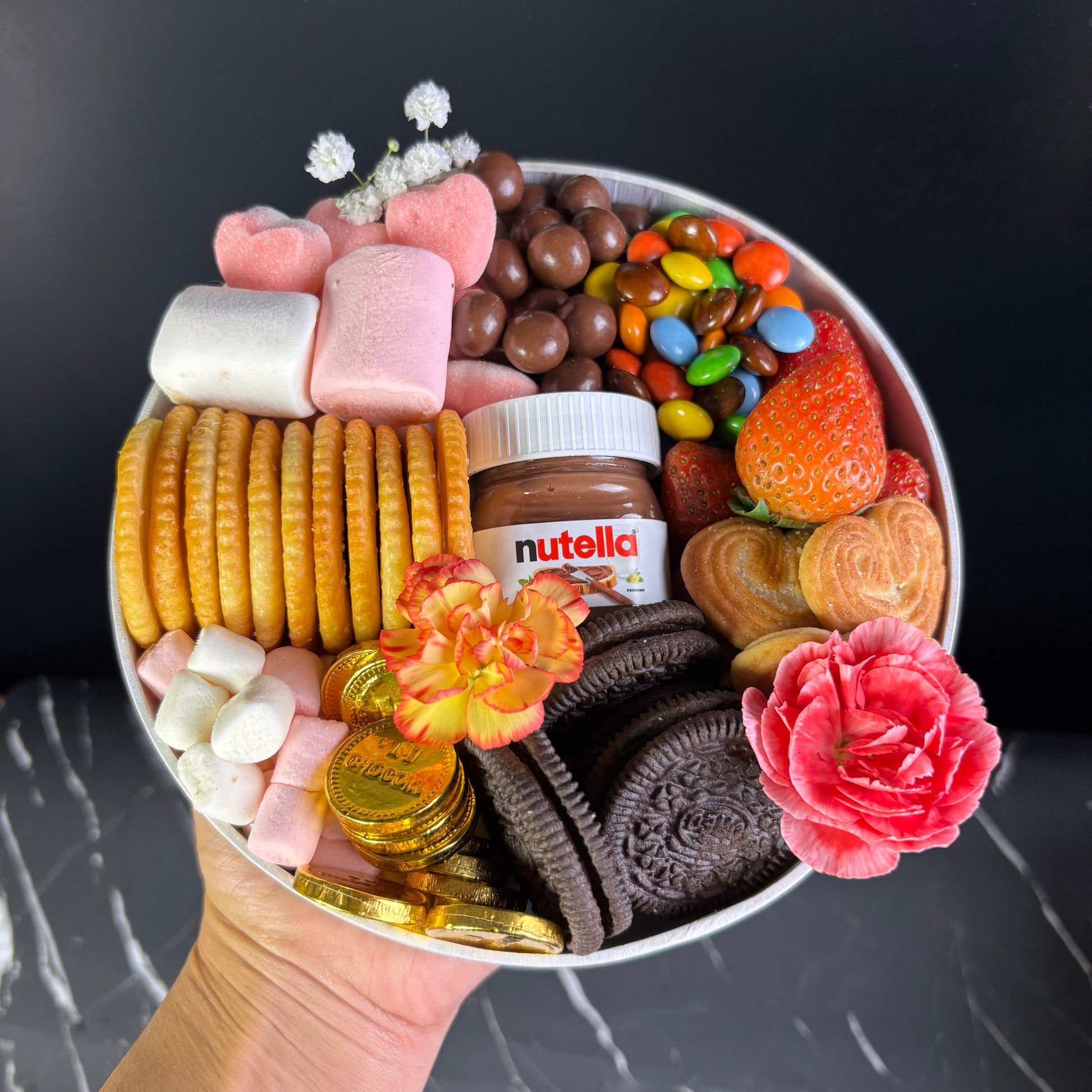 Petite Mini Sweet Platter by le bliss platter. best platter in jakarta, surabaya, cirebon.
