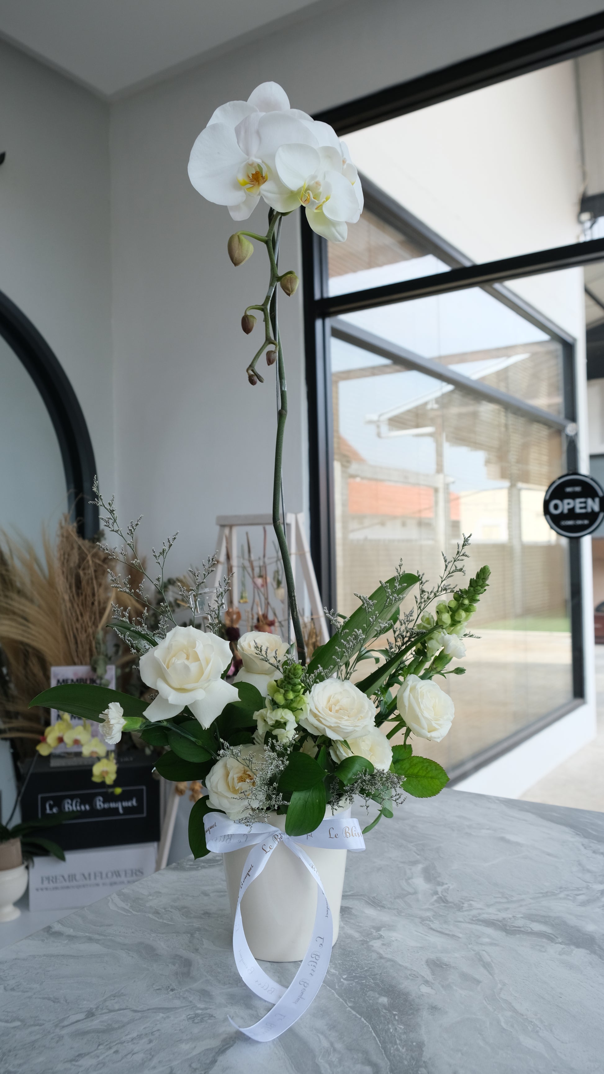 Rangkaian anggrek di bintaro by Le Bliss Bouquet