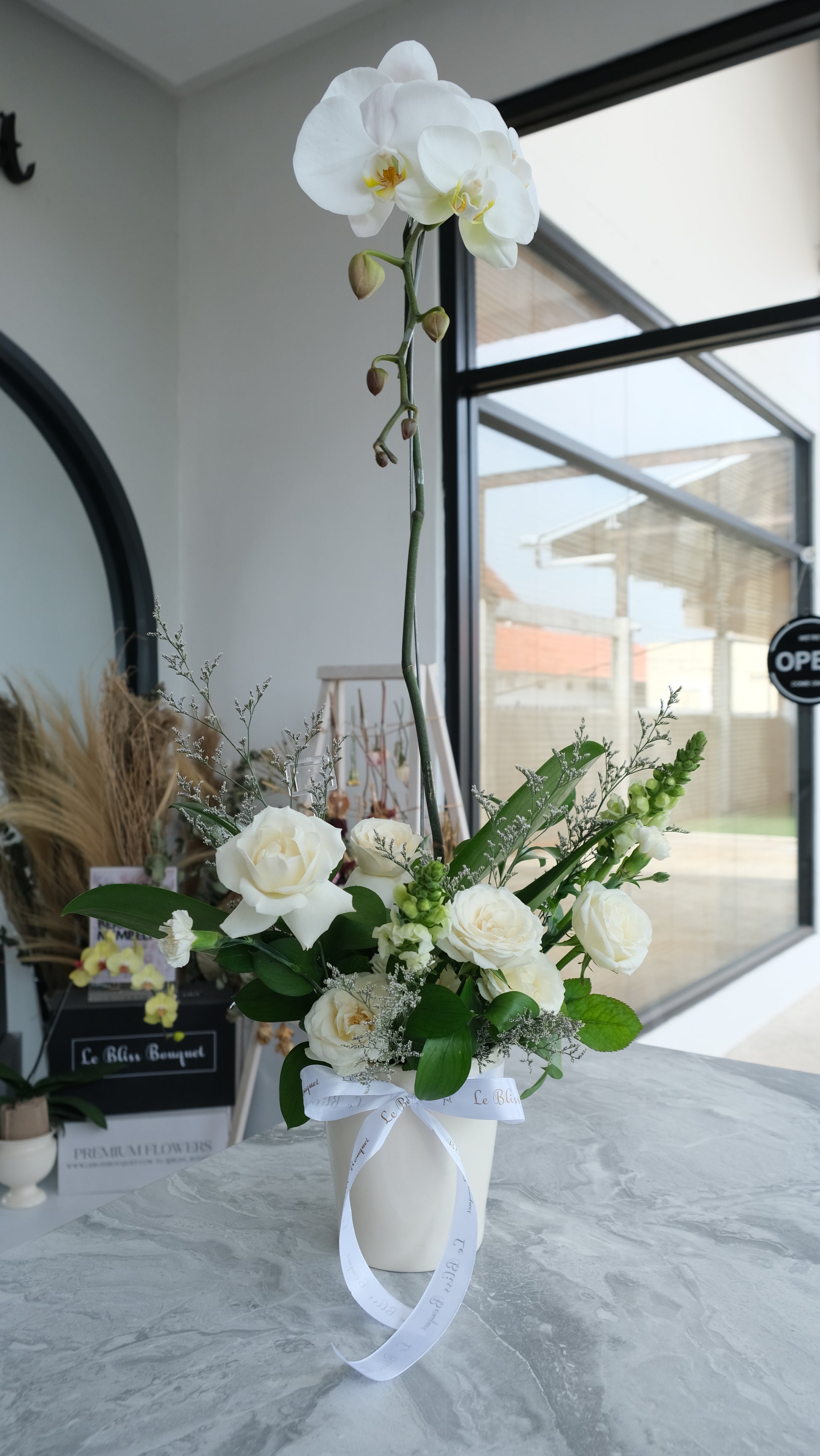 Rangkaian anggrek di bsd Serpong tangerang by Le Bliss Bouquet