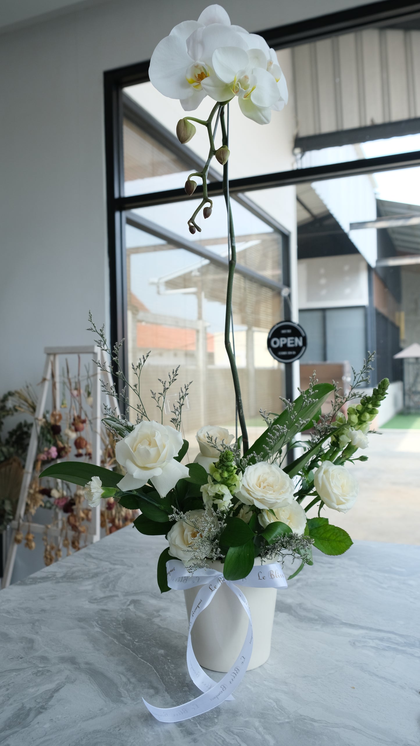 Rangkaian anggrek di jakarta utara by Le Bliss Bouquet