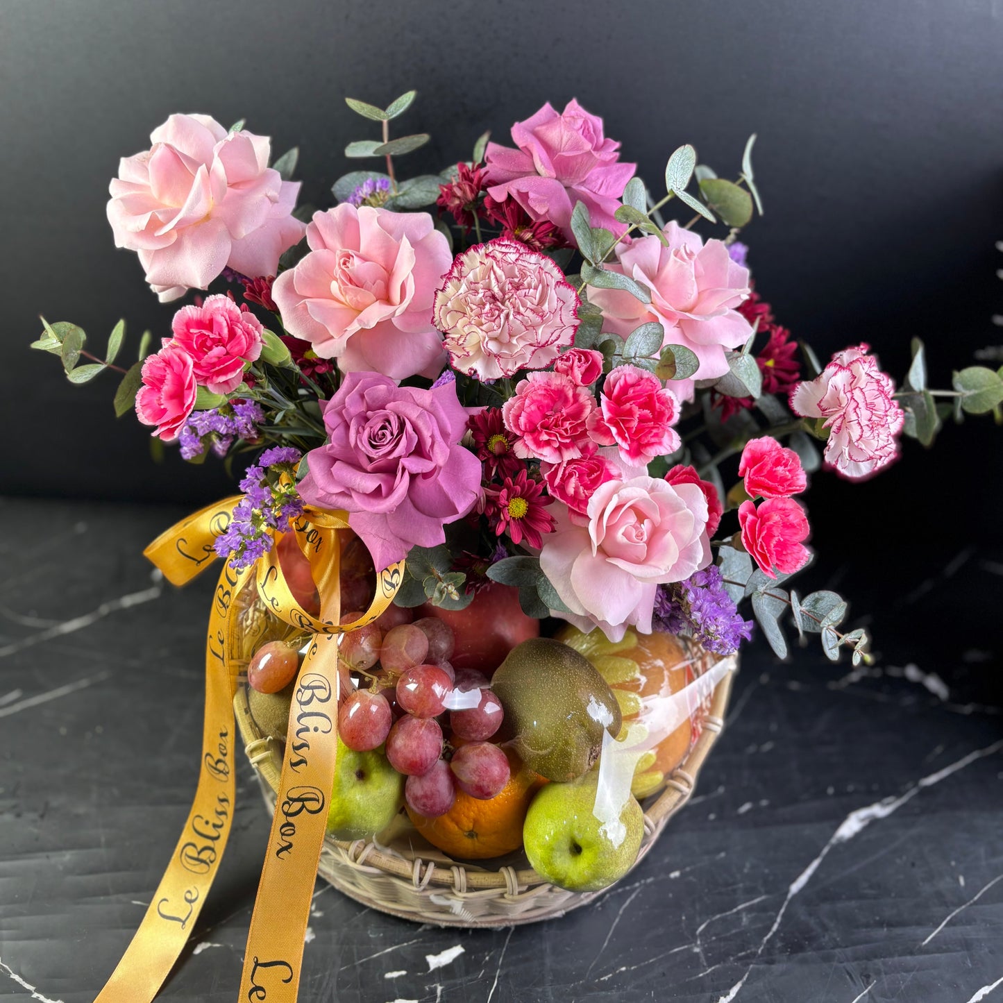 Small Fruit Hamper with pink roses and carnation  | parcel buah jakarta, parcel buah surabaya by le bliss box, hamper buah surabaya by le bliss