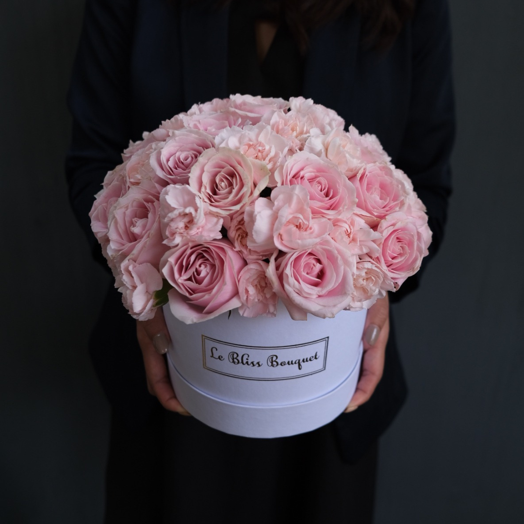 Sweet Pink Petite Bloombox - Le Bliss Bouquet - florist cirebon