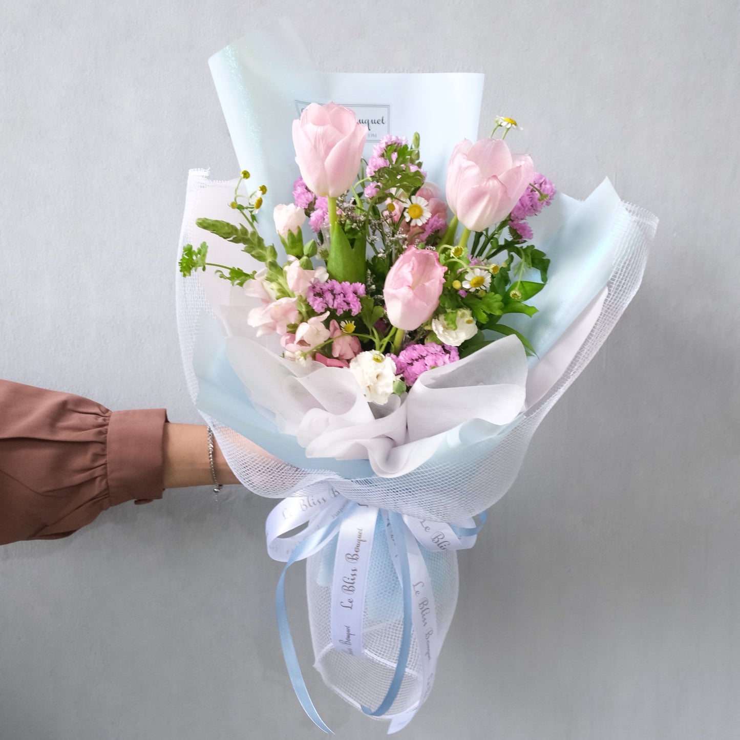 Tulip Dynasty Smallie Bouquet