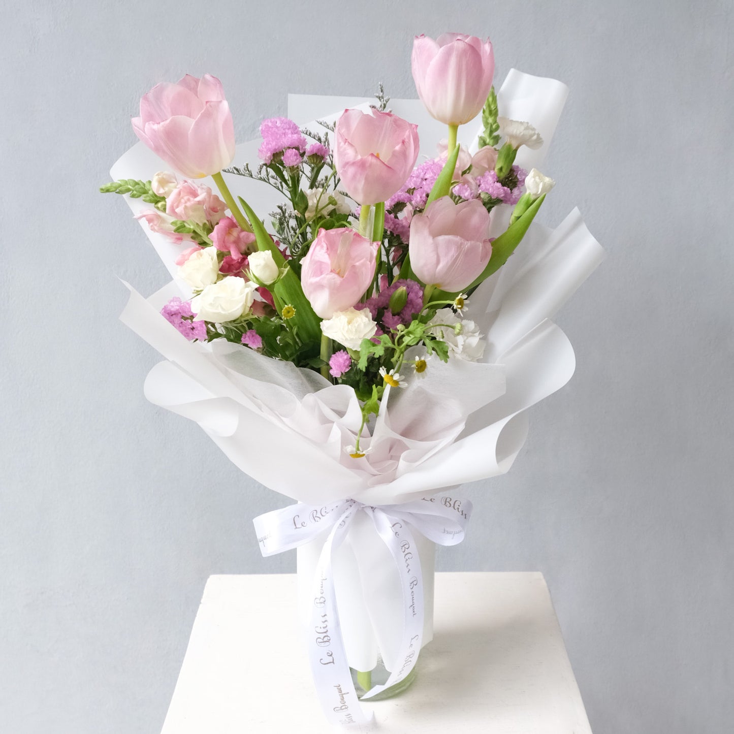 Tulip Dynasty Smallie Bouquet
