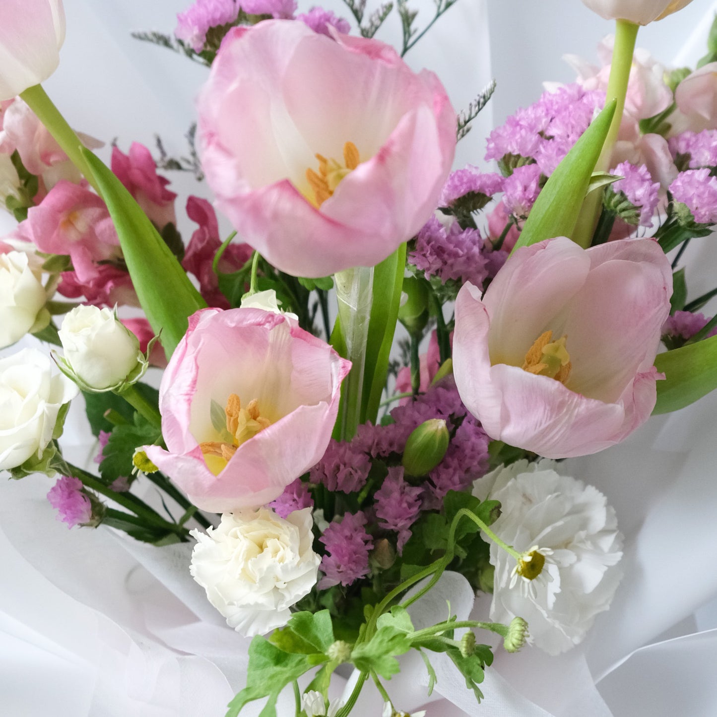 Tulip Dynasty Smallie Bouquet