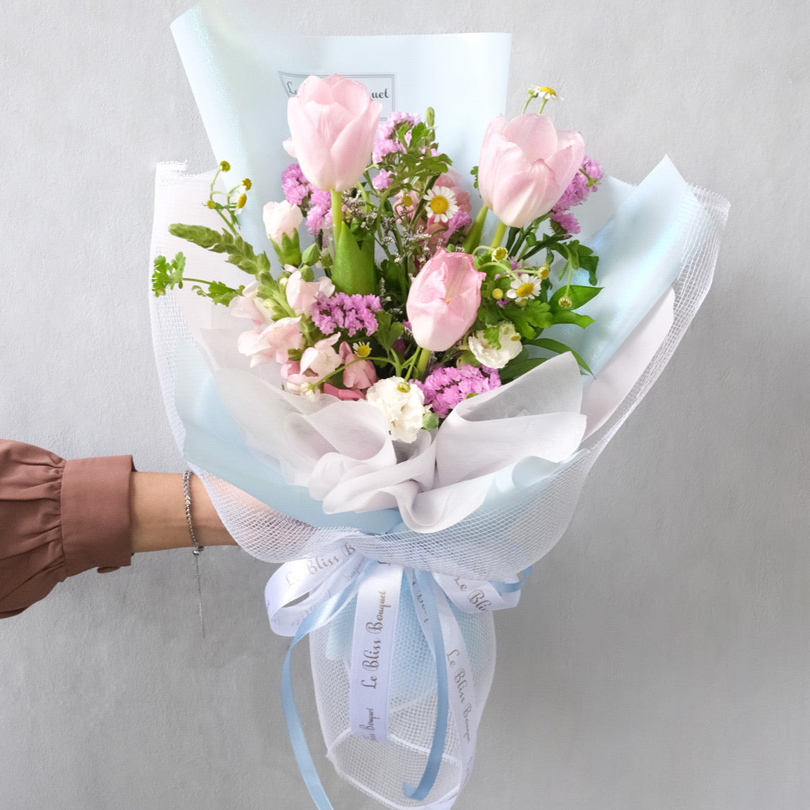 Tulip Dynasty Smallie Bouquet
