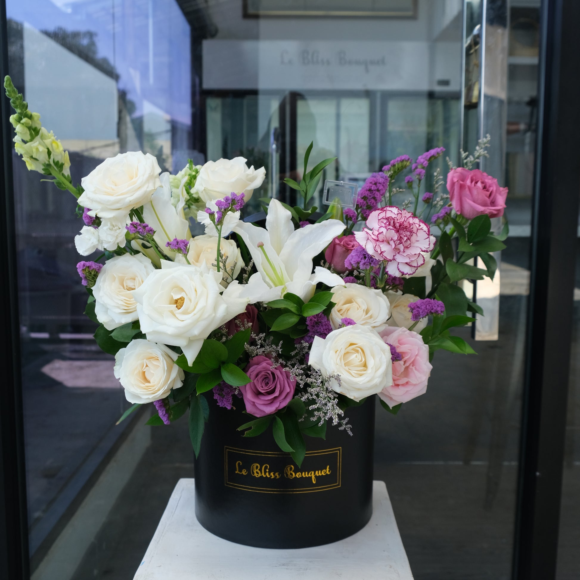 blooming bloombox florist surabaya