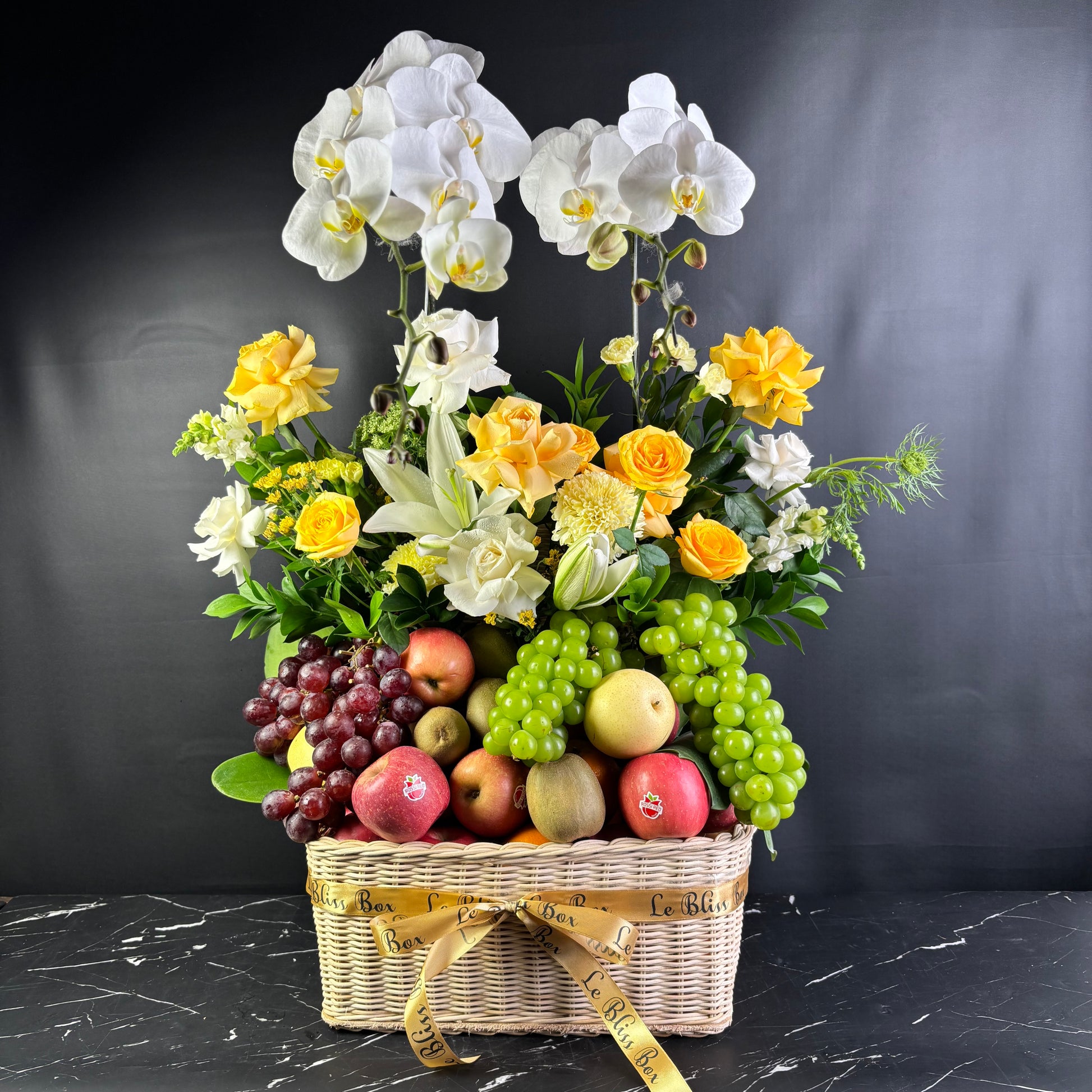 exclusive premium grand fruit hamper with orchid jakarta tangerang by le bliss box