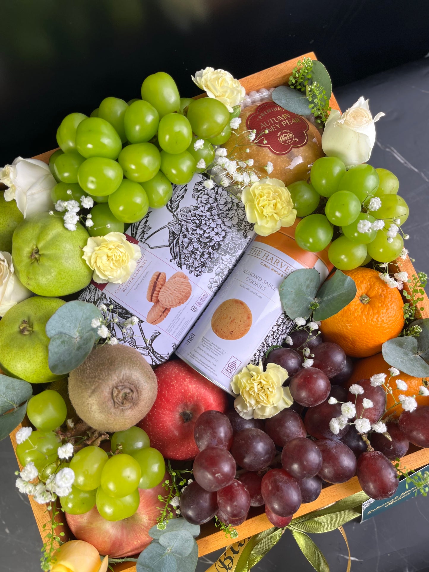 harvest cookies and fruit hamper jakarta tangerang cirebon delivery for ramadan