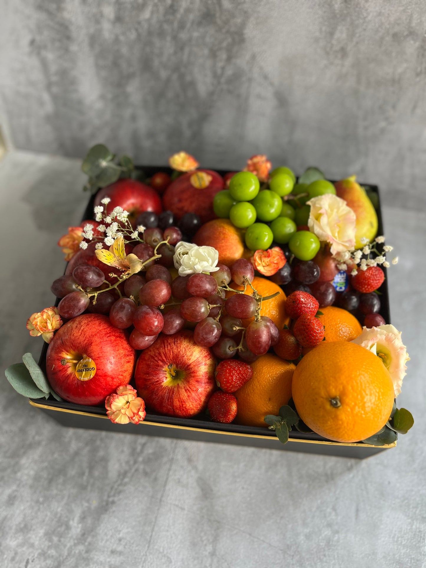 Fruit Hamper Jakarta Parcel Buah Jakarta, surabaya, cirebon, tangerang by le bliss box 