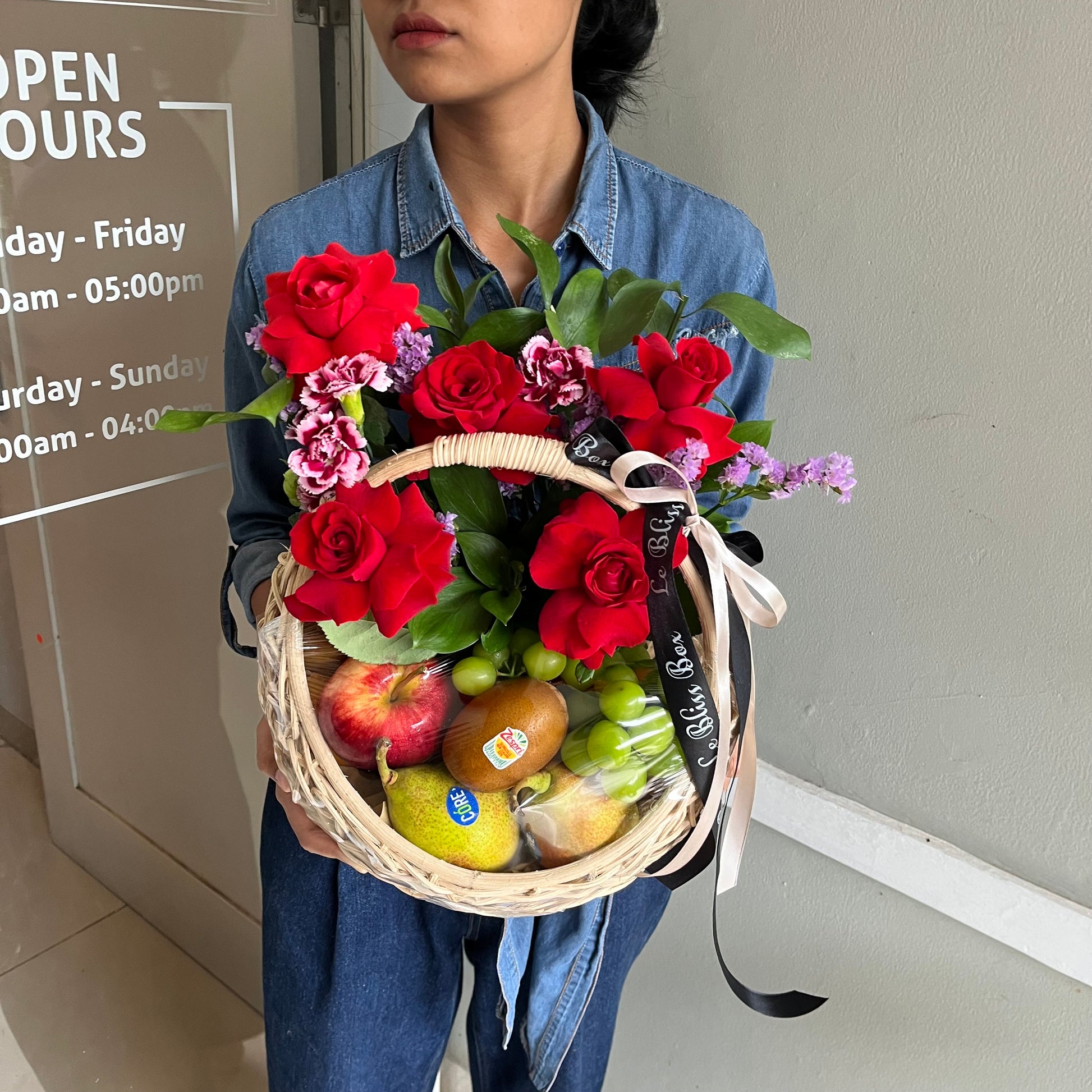 Parcel Buah Jakarta - Fruit Hamper Bintaro dan Jakarta | Toko Parcel Buah Mewah by Le Bliss Box - parcel buah surabaya