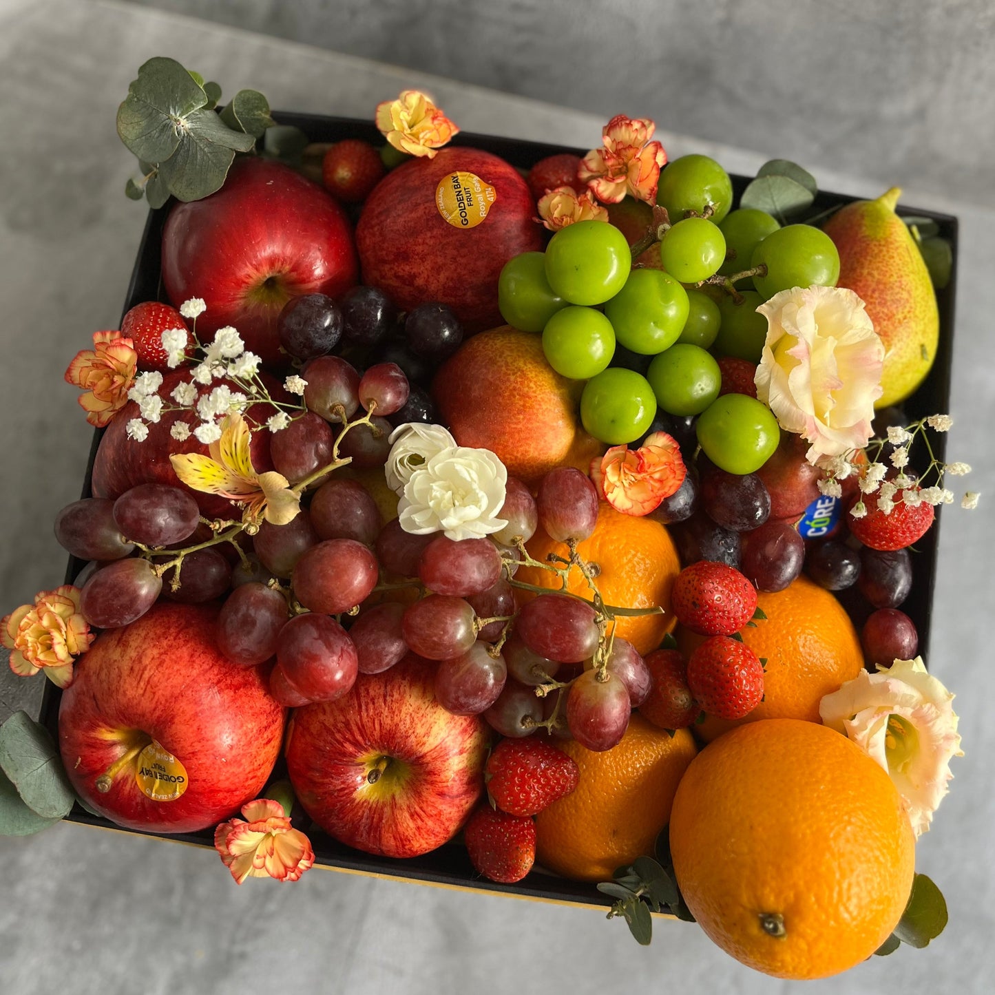 Colorful Fruit Box by Le Bliss Box. Fruit Hamper Jakarta Parcel Buah Jakarta, parcel buah surabaya, hamper buah surabaya