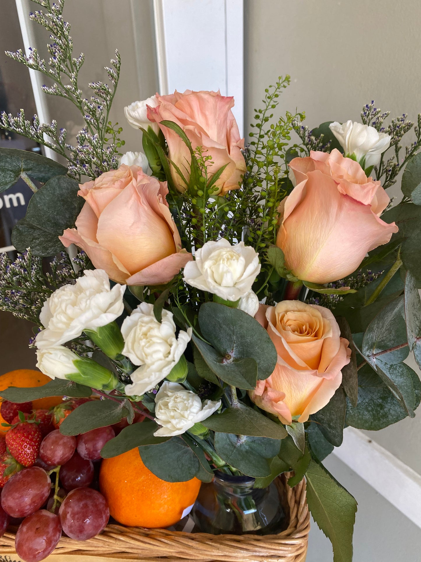 Shimmer Rose Fruit Parcel | Parcel Buah